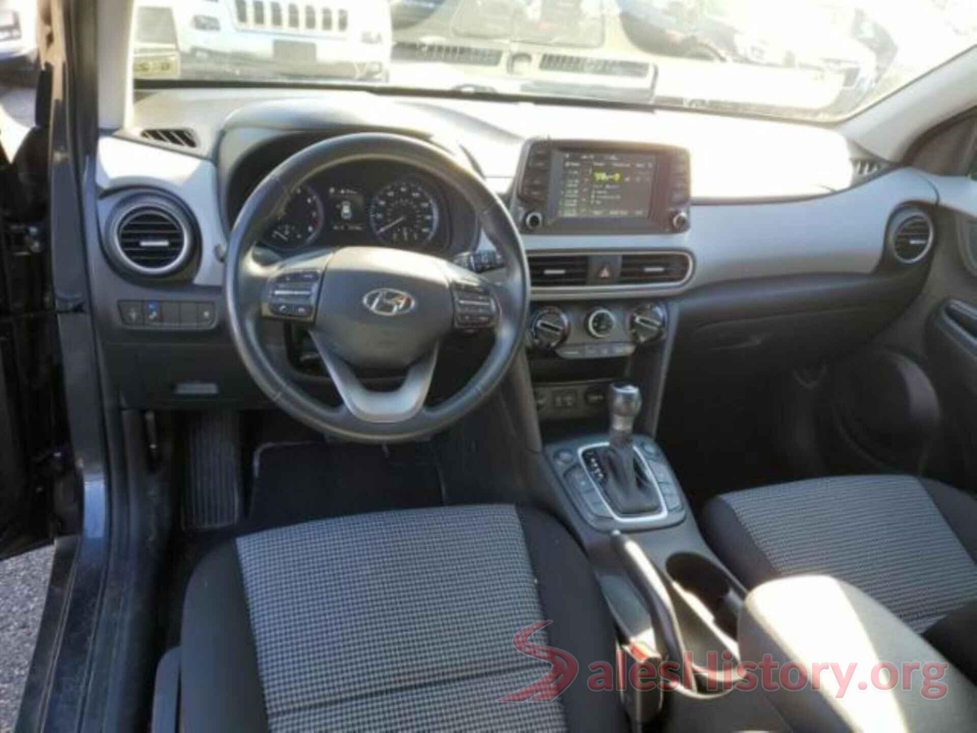 KM8K2CAA5JU098136 2018 HYUNDAI KONA