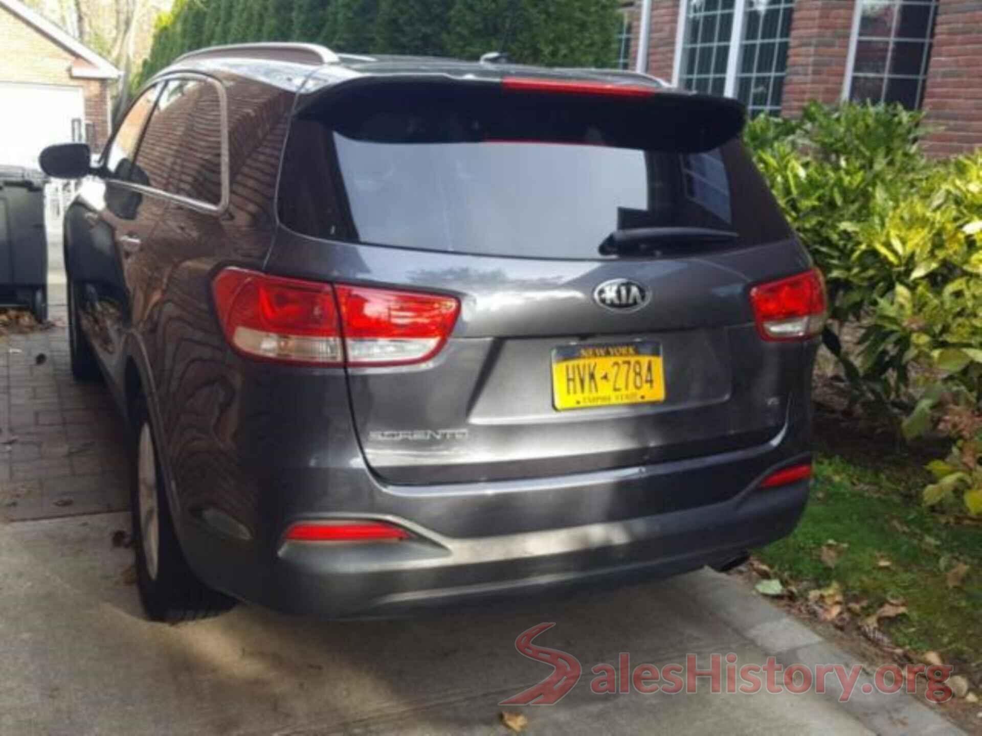 5XYPGDA51HG326150 2017 KIA SORENTO