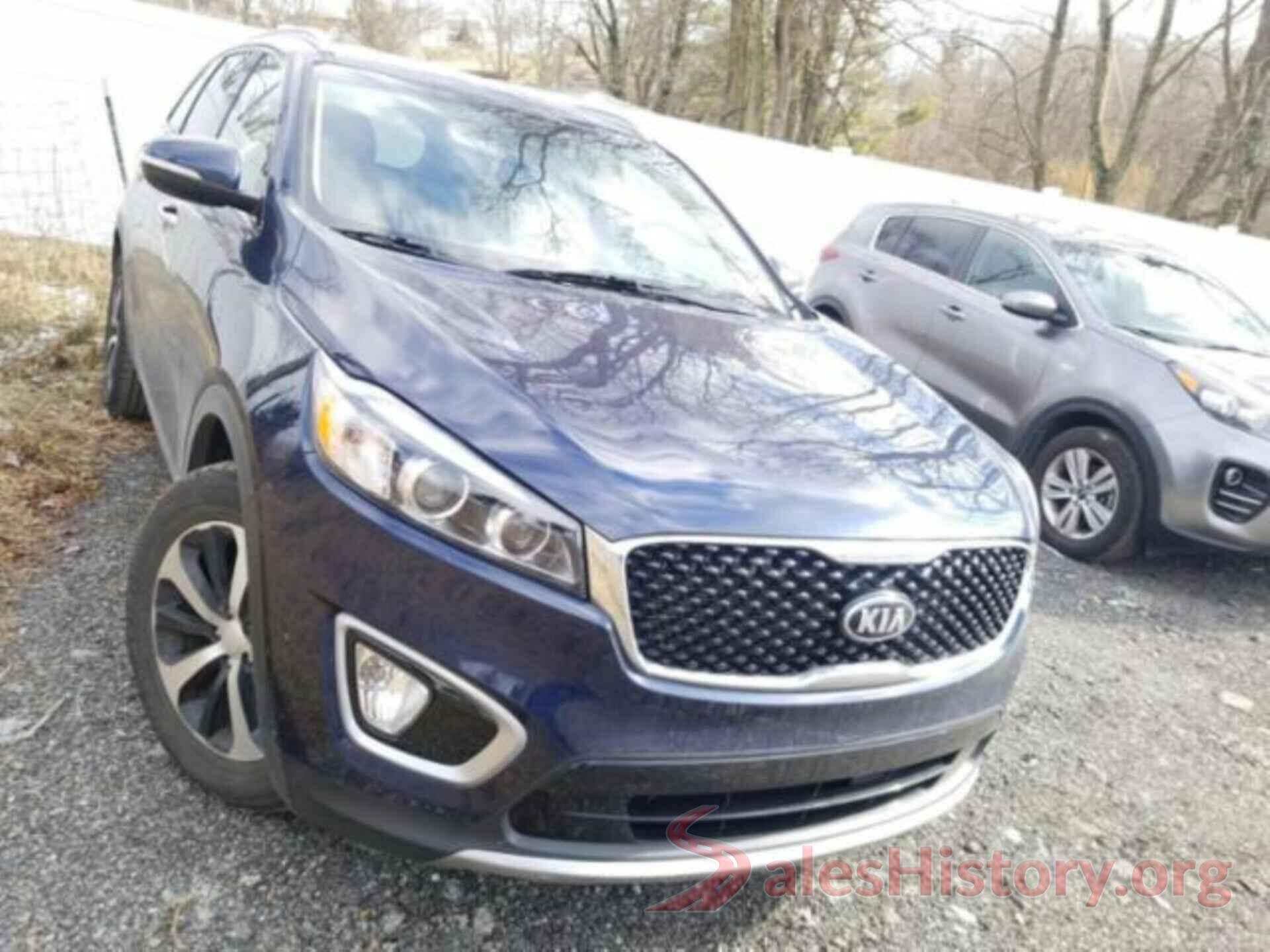 5XYPHDA11JG384985 2018 KIA SORENTO