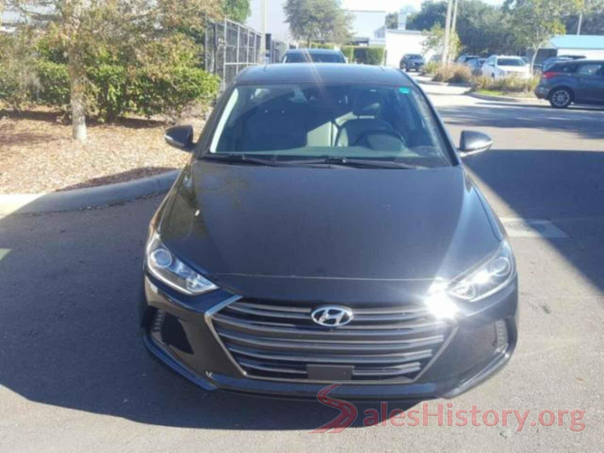 5NPD84LF1JH283031 2018 HYUNDAI ELANTRA