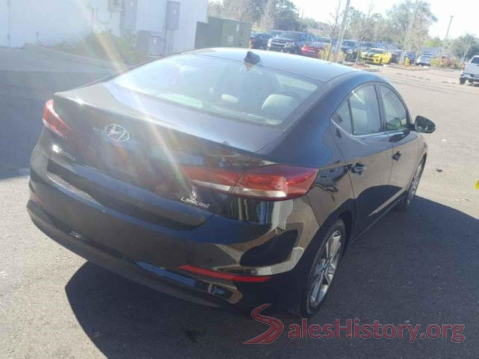 5NPD84LF1JH283031 2018 HYUNDAI ELANTRA