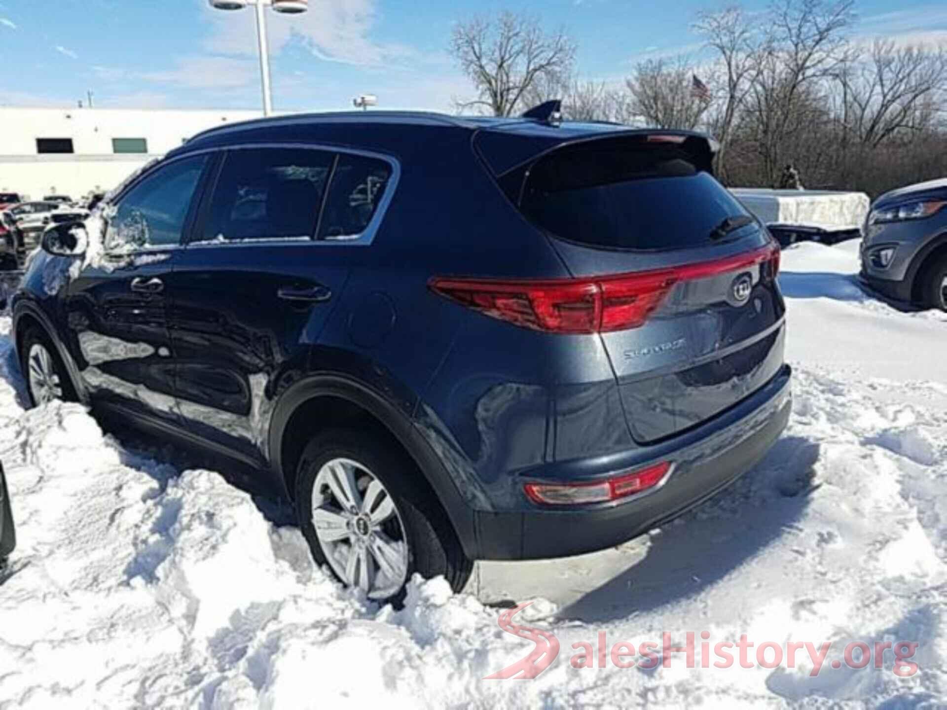 KNDPMCAC6J7360296 2018 KIA SPORTAGE