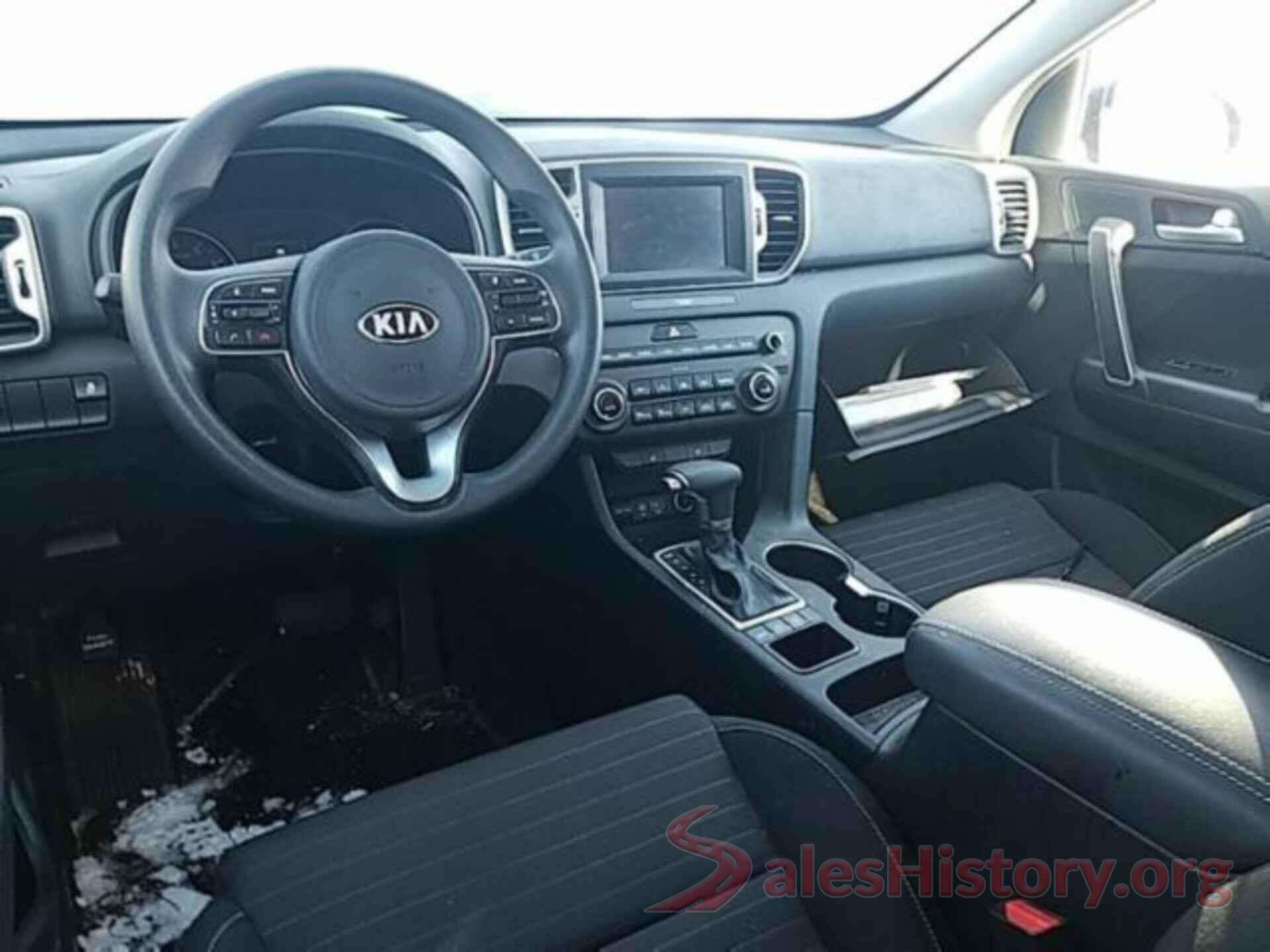 KNDPMCAC6J7360296 2018 KIA SPORTAGE