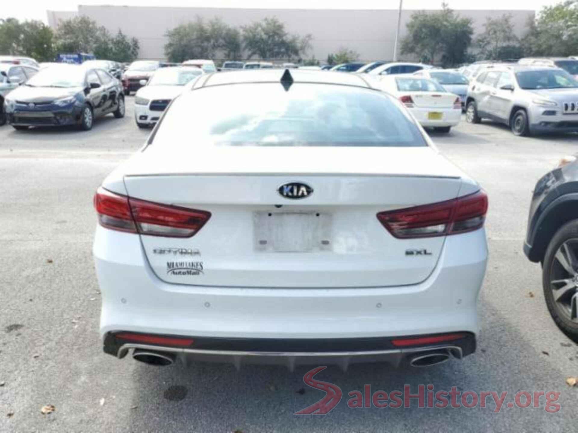 5XXGV4L29JG208740 2018 KIA OPTIMA