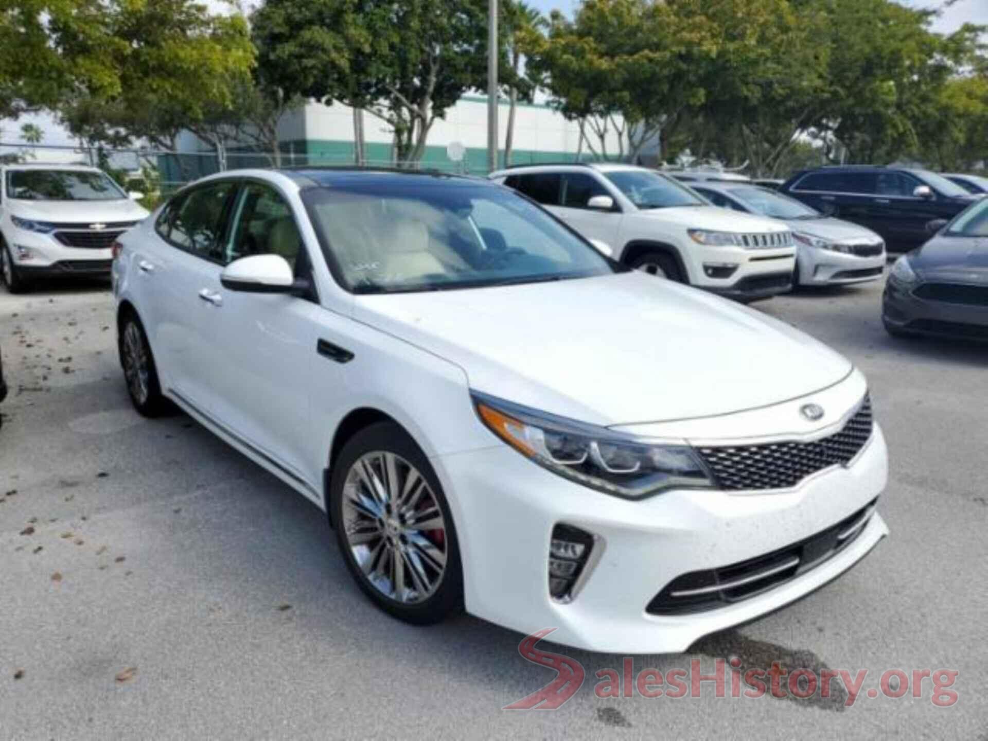 5XXGV4L29JG208740 2018 KIA OPTIMA