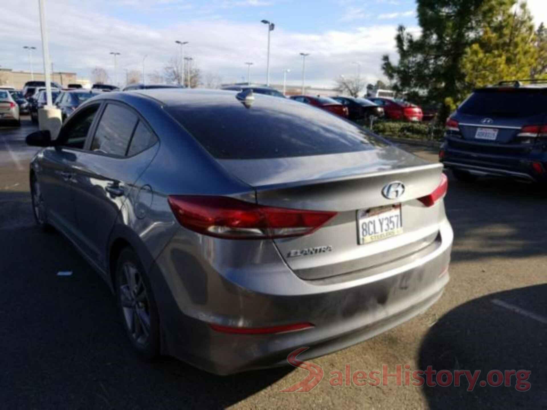 5NPD84LF3JH300346 2018 HYUNDAI ELANTRA