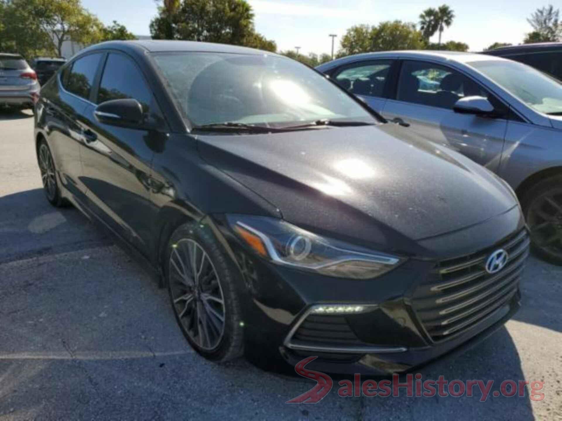 KMHD04LB0JU534563 2018 HYUNDAI ELANTRA