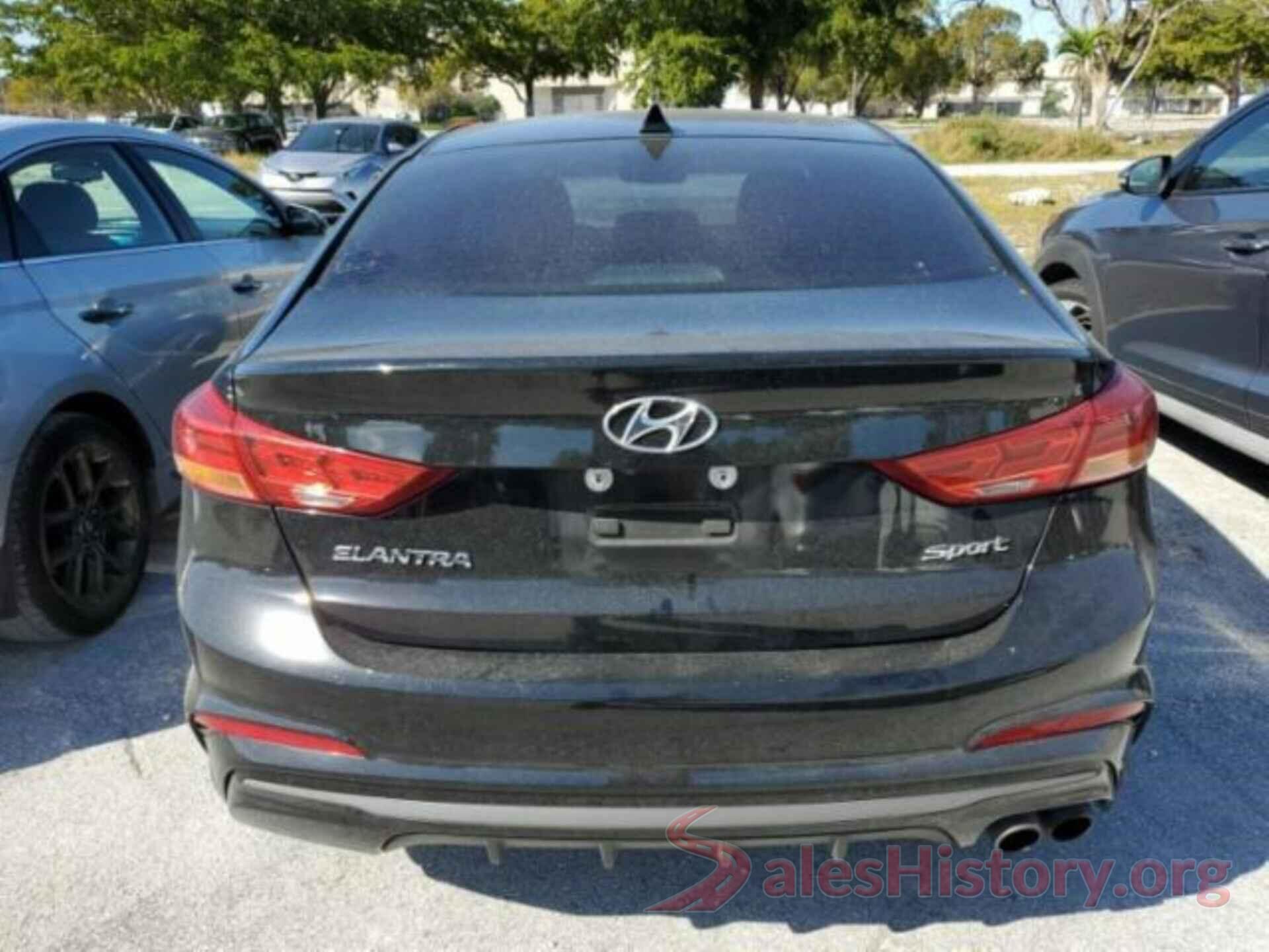 KMHD04LB0JU534563 2018 HYUNDAI ELANTRA