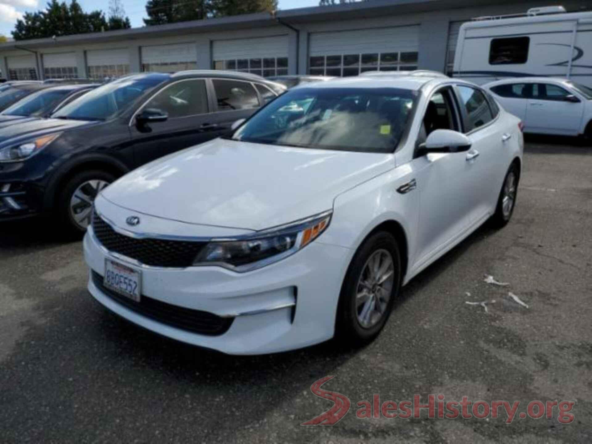 5XXGT4L37JG182038 2018 KIA OPTIMA