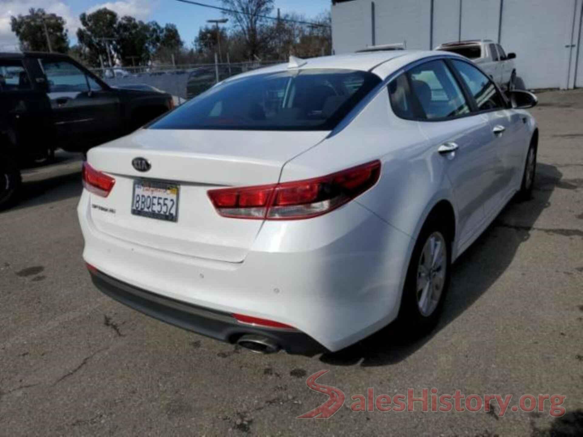 5XXGT4L37JG182038 2018 KIA OPTIMA