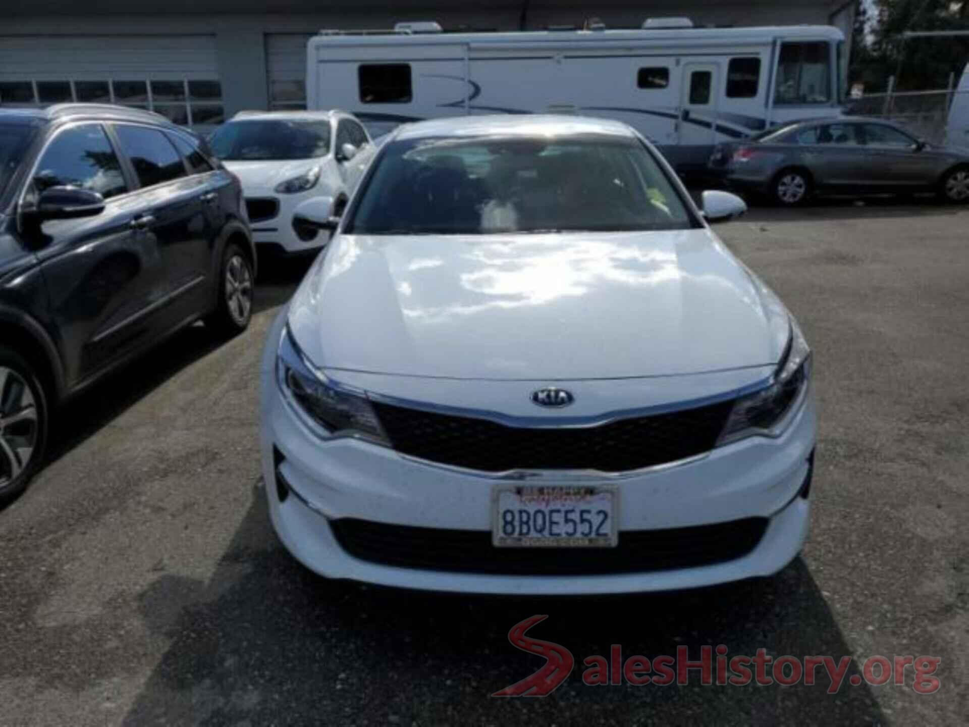 5XXGT4L37JG182038 2018 KIA OPTIMA