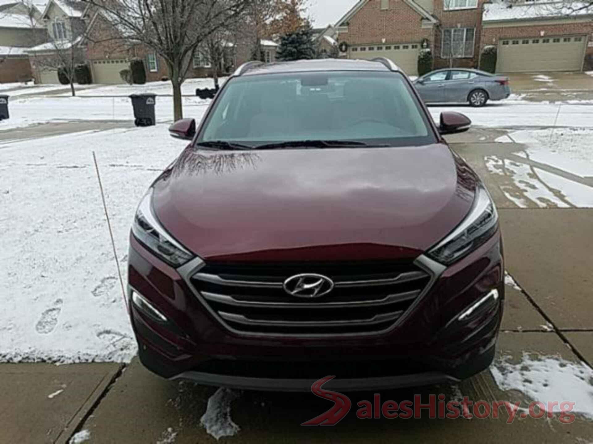 KM8J3CA27HU422005 2017 HYUNDAI TUCSON