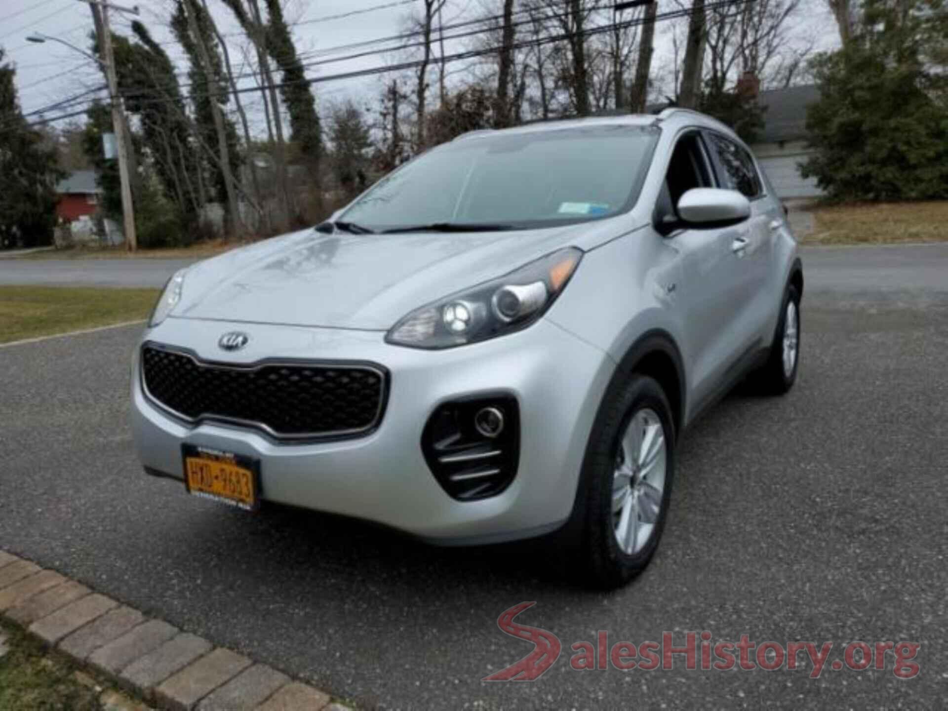 KNDPMCAC5J7393712 2018 KIA SPORTAGE