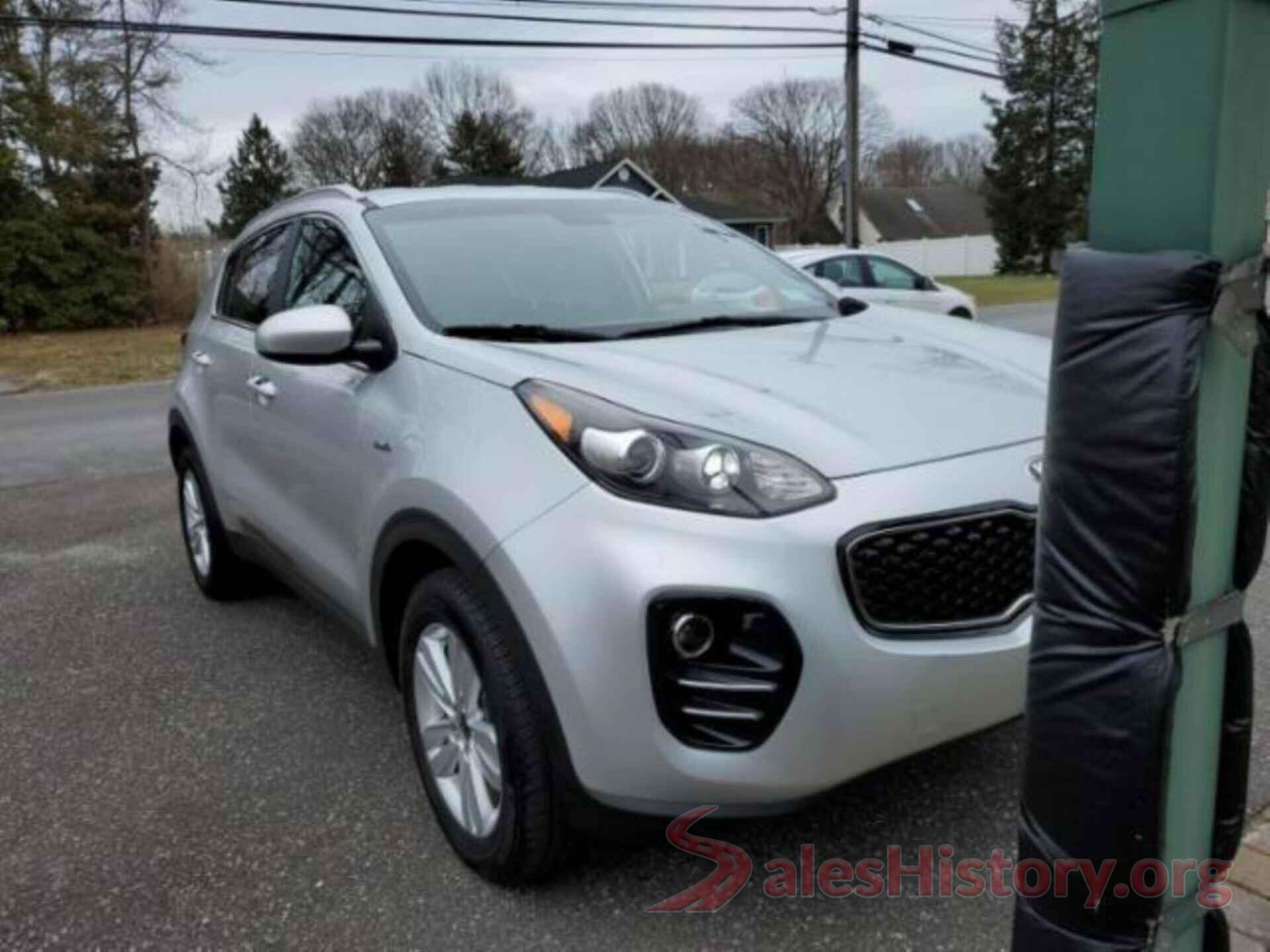 KNDPMCAC5J7393712 2018 KIA SPORTAGE