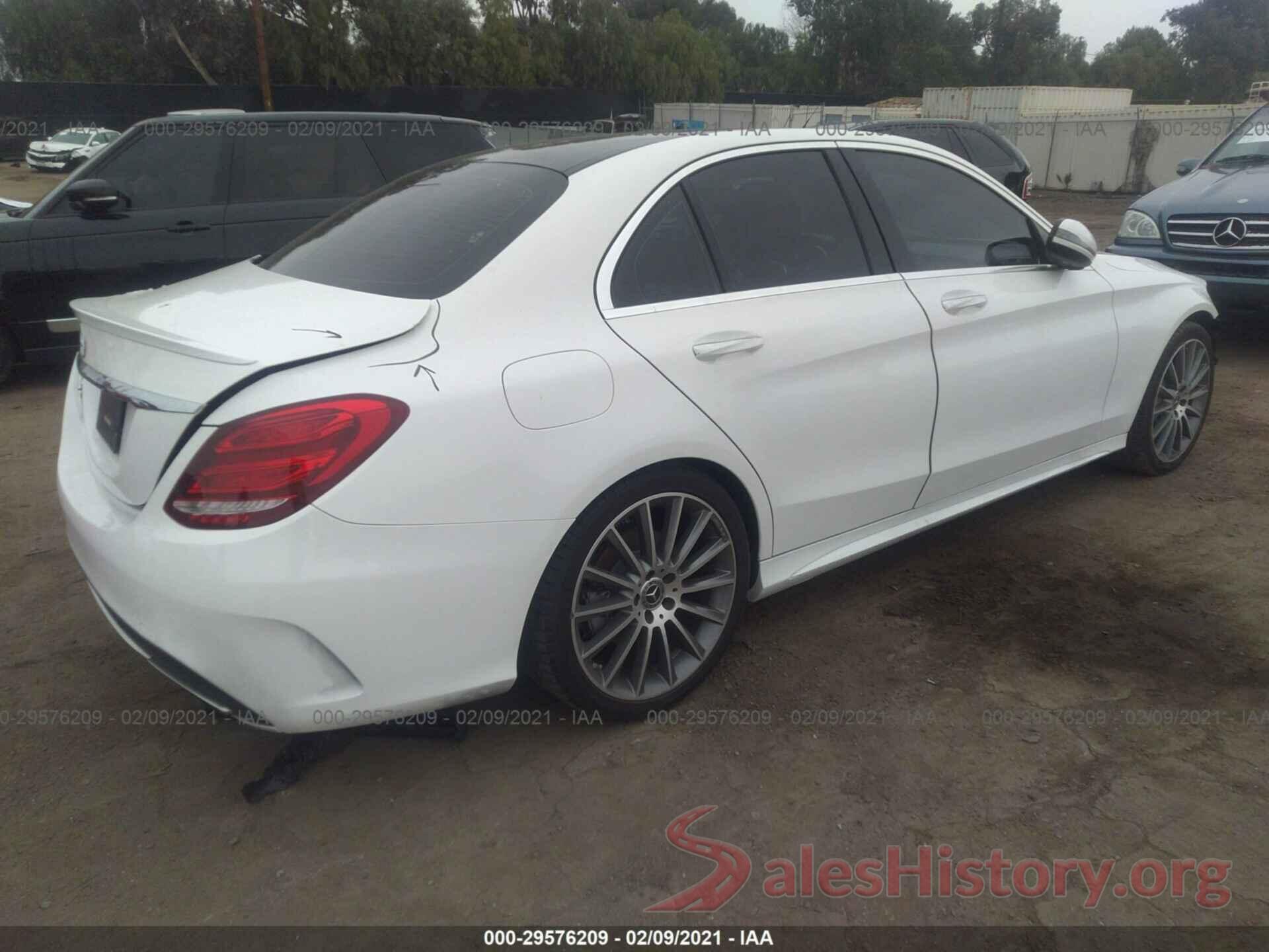 55SWF4JB0HU211615 2017 MERCEDES-BENZ C-CLASS