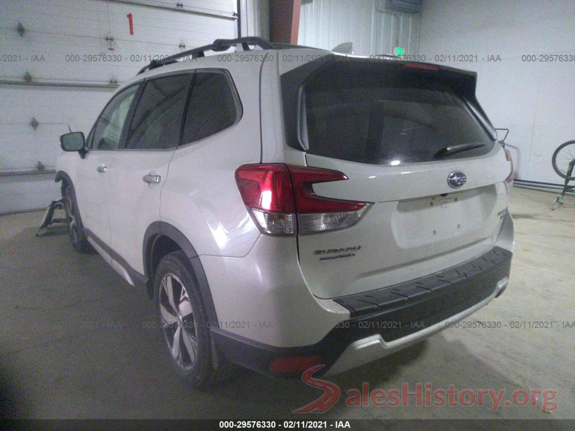 JF2SKAWC8KH476917 2019 SUBARU FORESTER