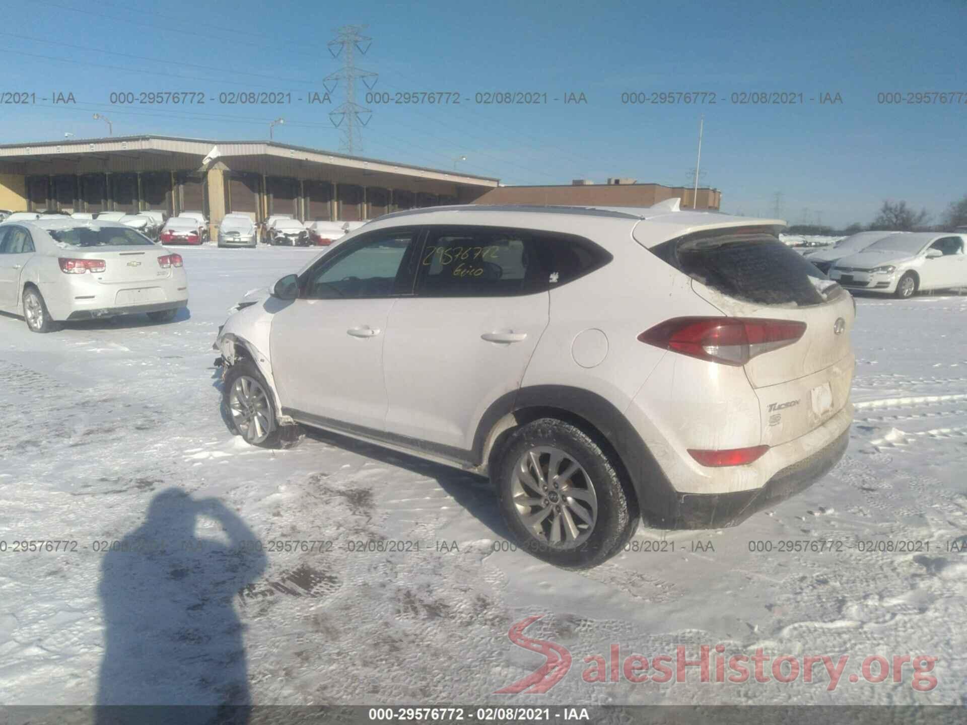 KM8J3CA41JU679250 2018 HYUNDAI TUCSON