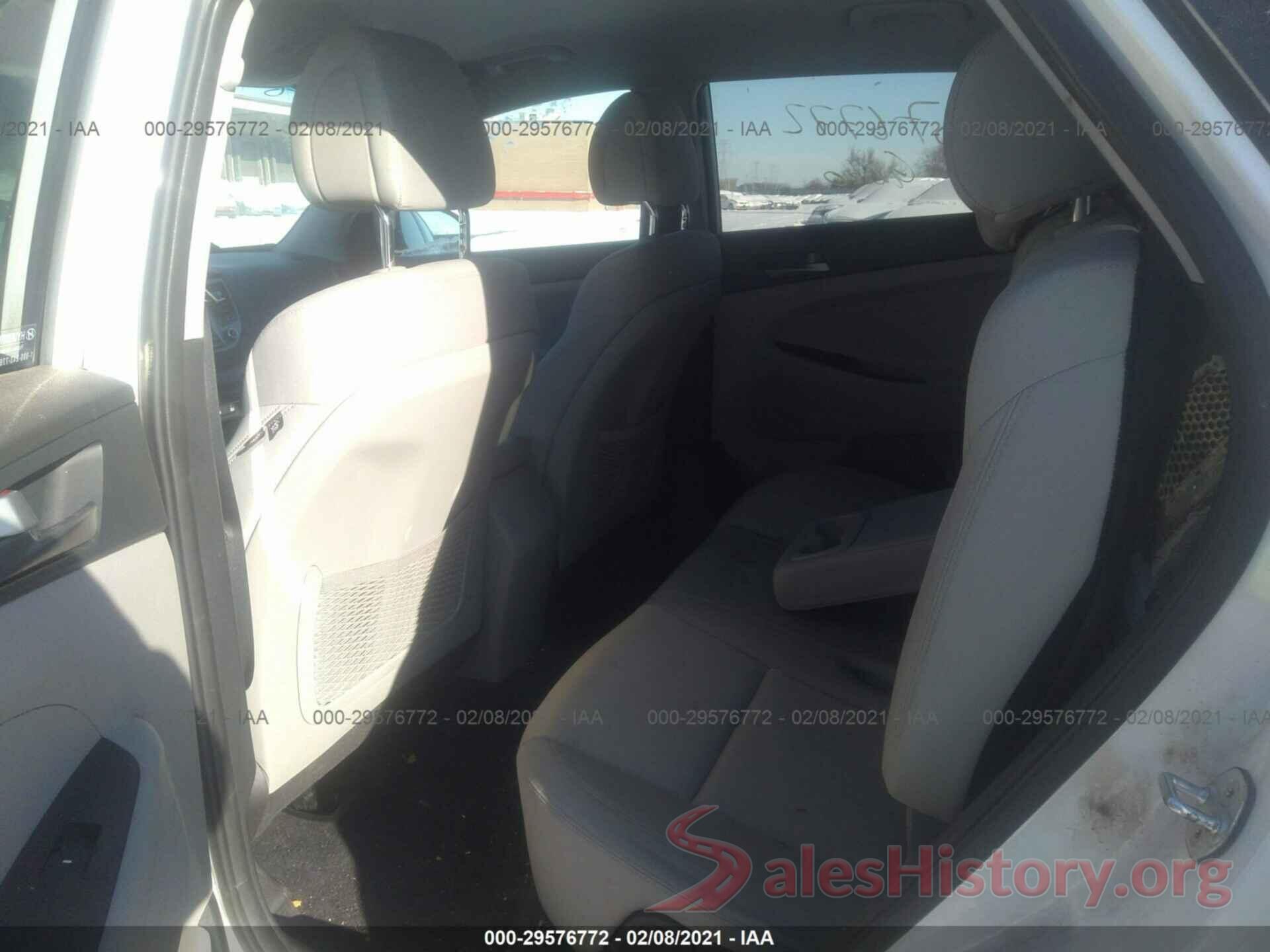 KM8J3CA41JU679250 2018 HYUNDAI TUCSON