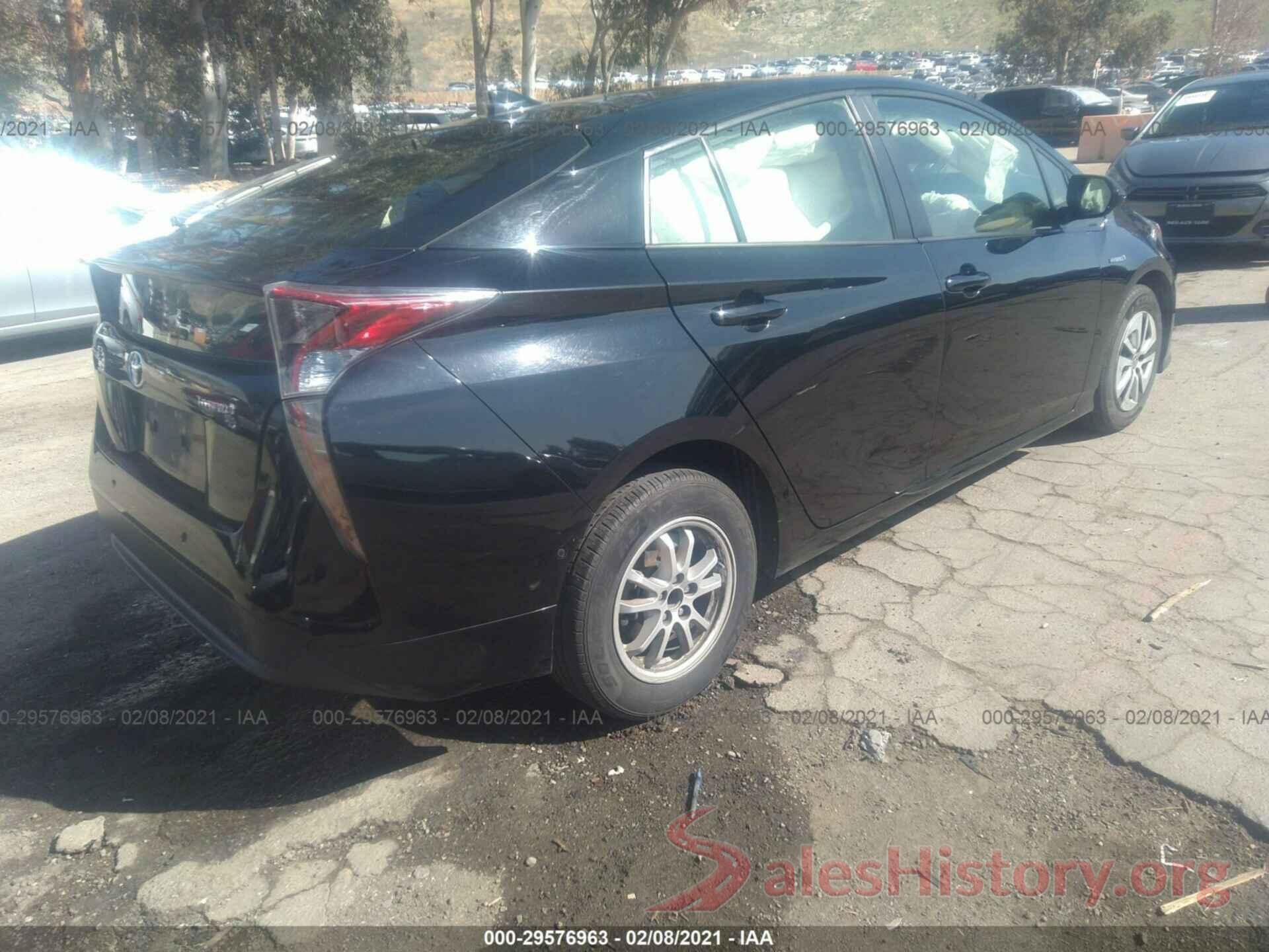 JTDKBRFUXJ3589933 2018 TOYOTA PRIUS