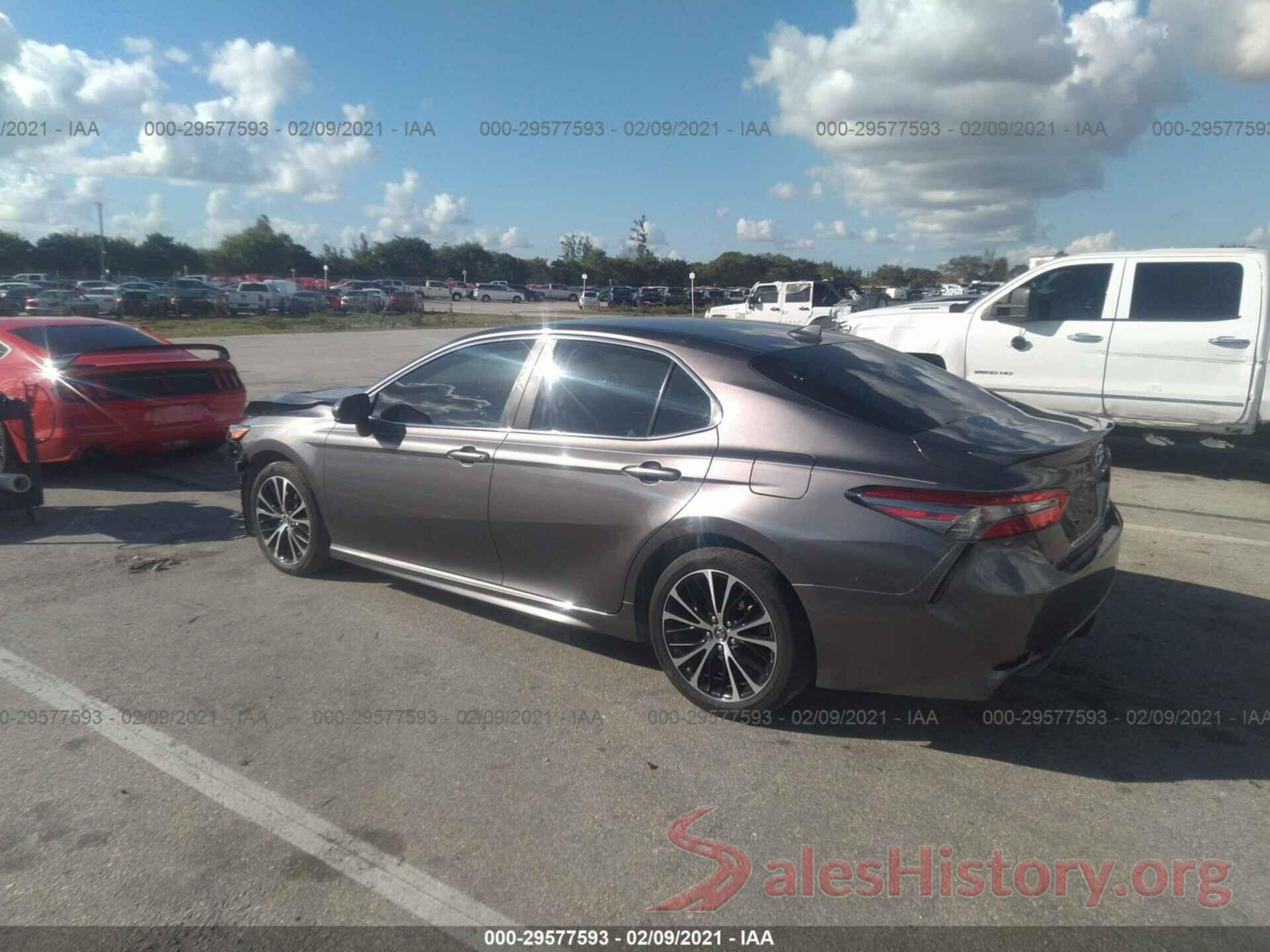 4T1B11HK0KU807028 2019 TOYOTA CAMRY