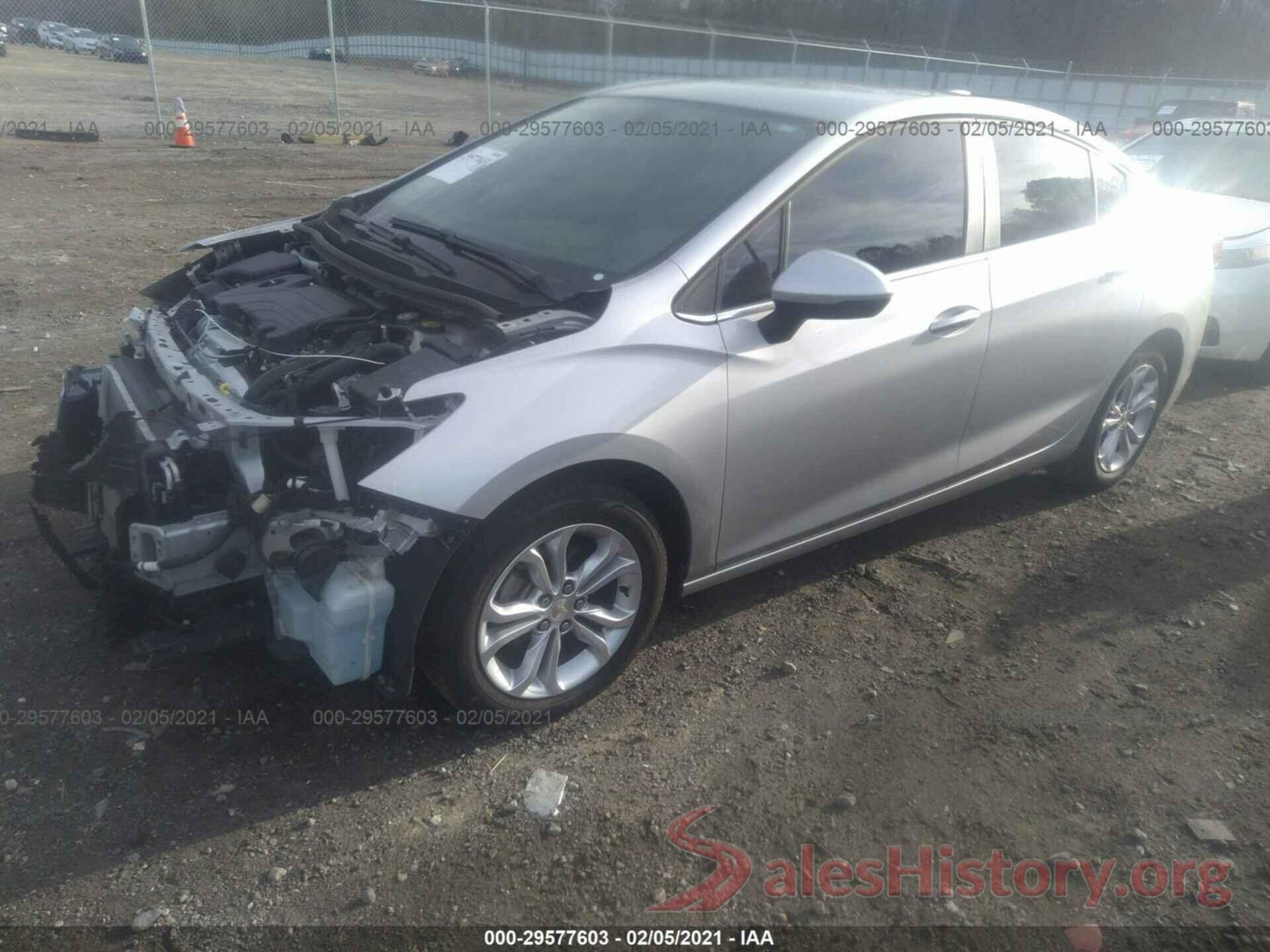 1G1BE5SM9K7115660 2019 CHEVROLET CRUZE