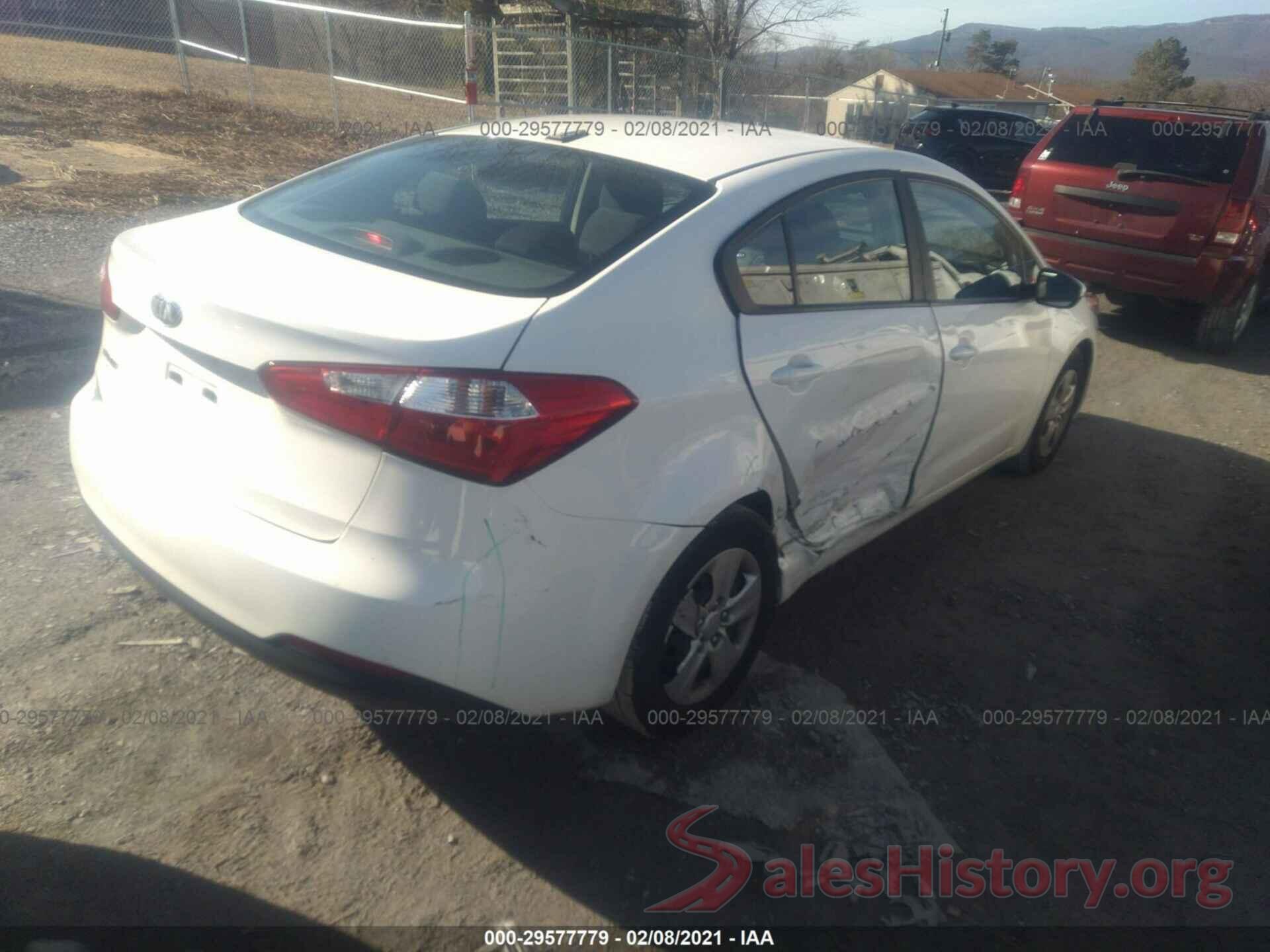 KNAFK4A67G5615783 2016 KIA FORTE