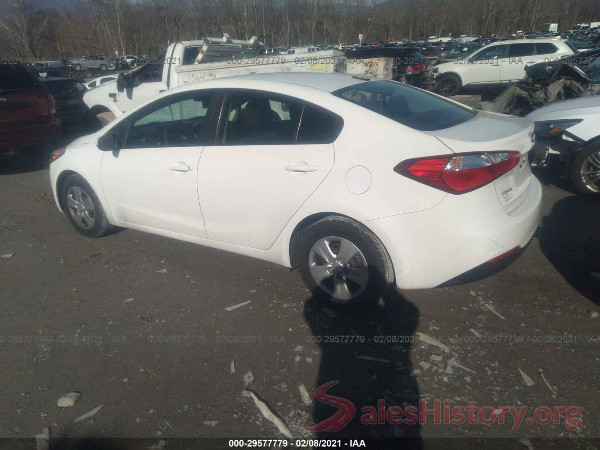 KNAFK4A67G5615783 2016 KIA FORTE