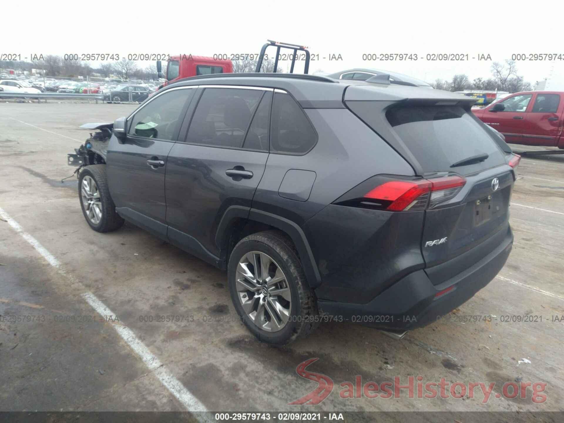 JTMC1RFV1KD509673 2019 TOYOTA RAV4