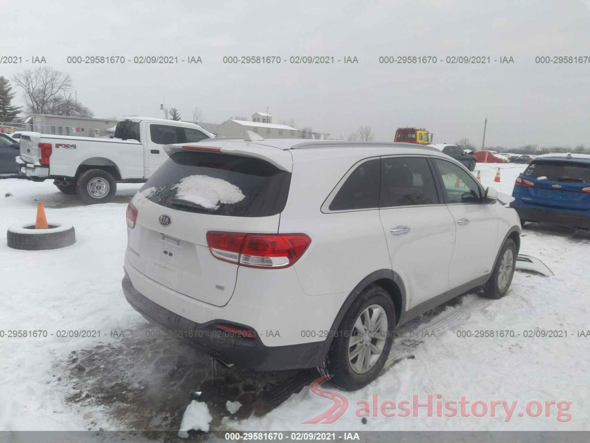 5XYPGDA35JG431858 2018 KIA SORENTO