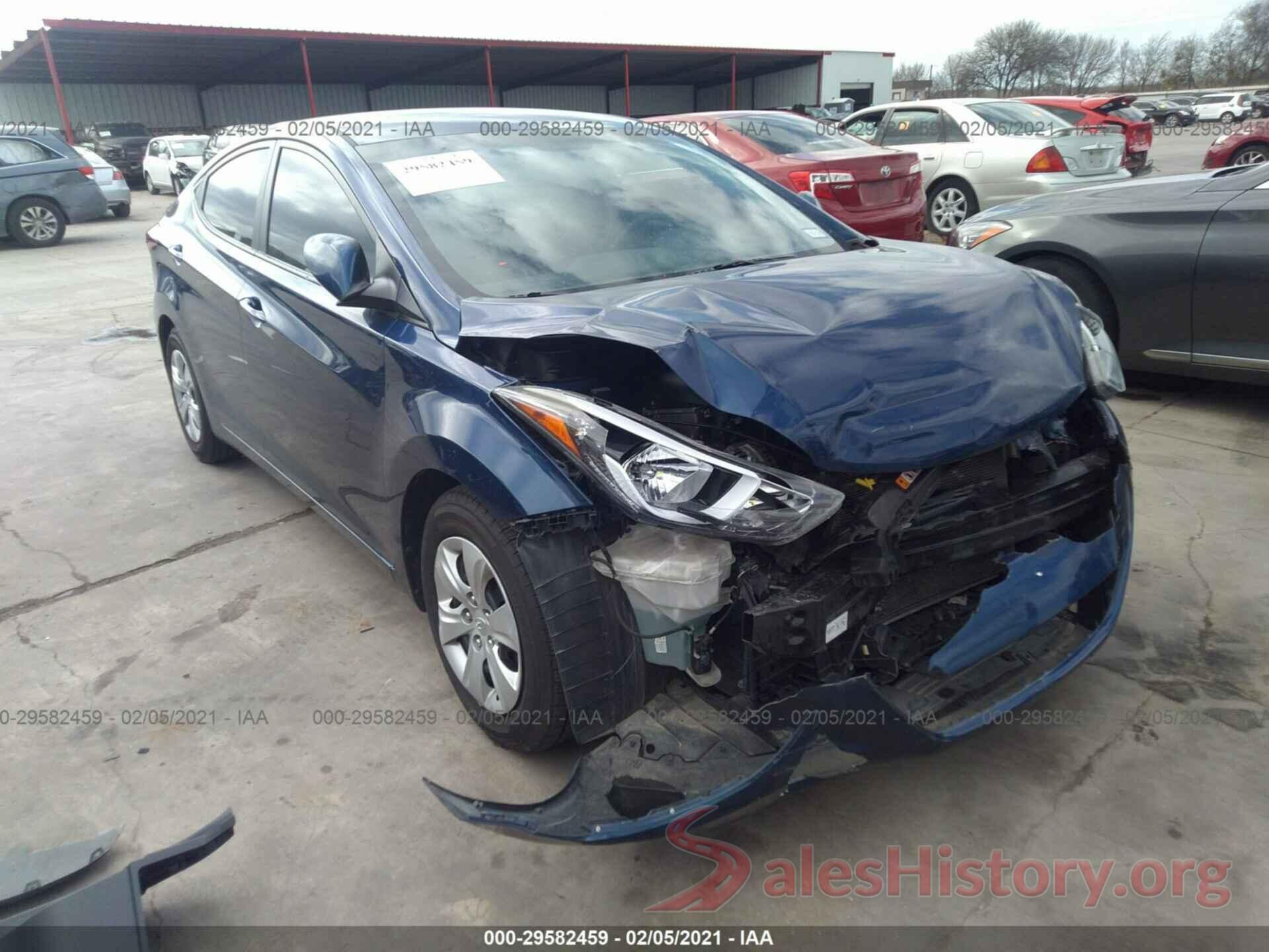 5NPDH4AE4GH792355 2016 HYUNDAI ELANTRA