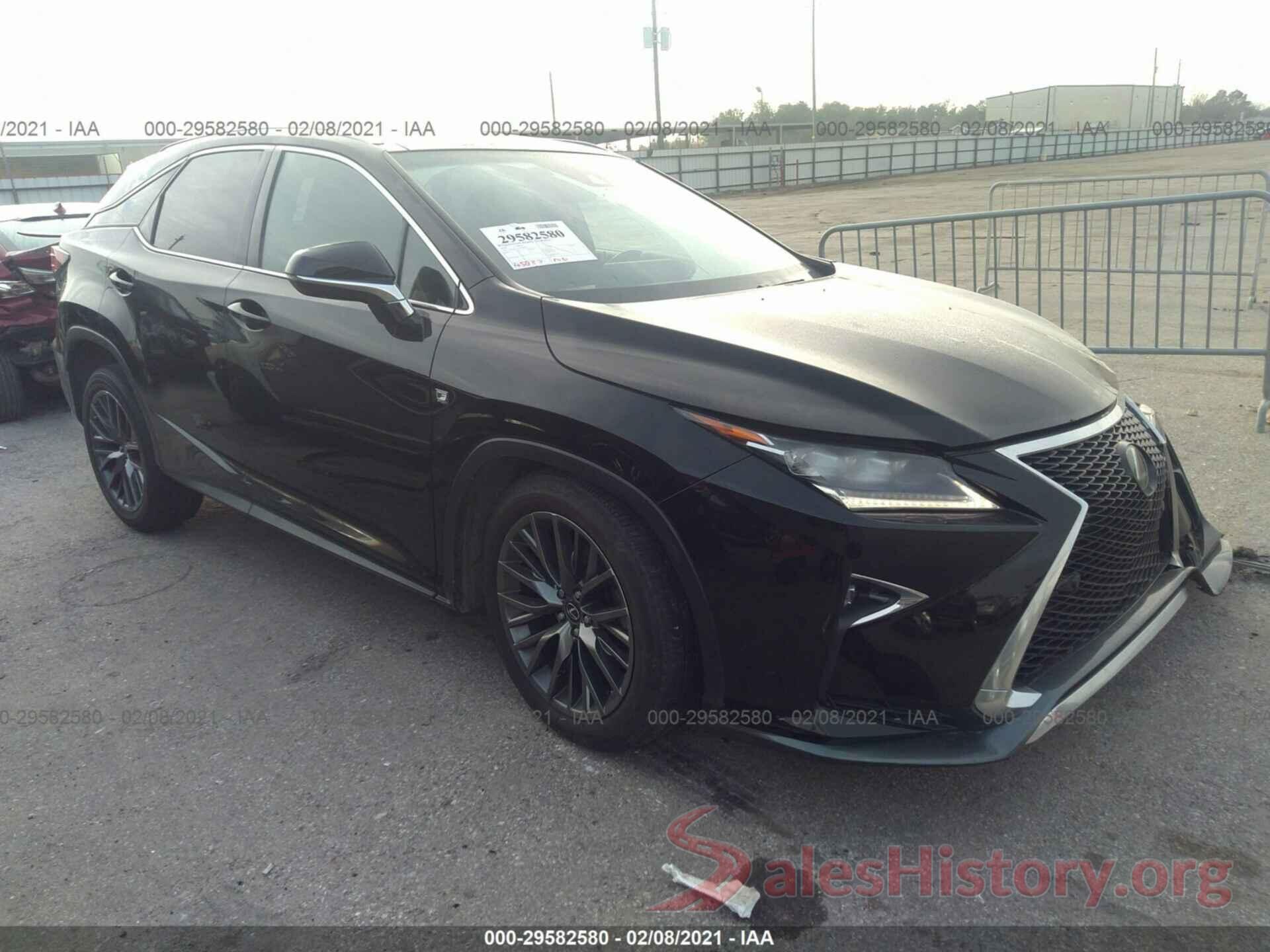 2T2BZMCAXJC160304 2018 LEXUS RX