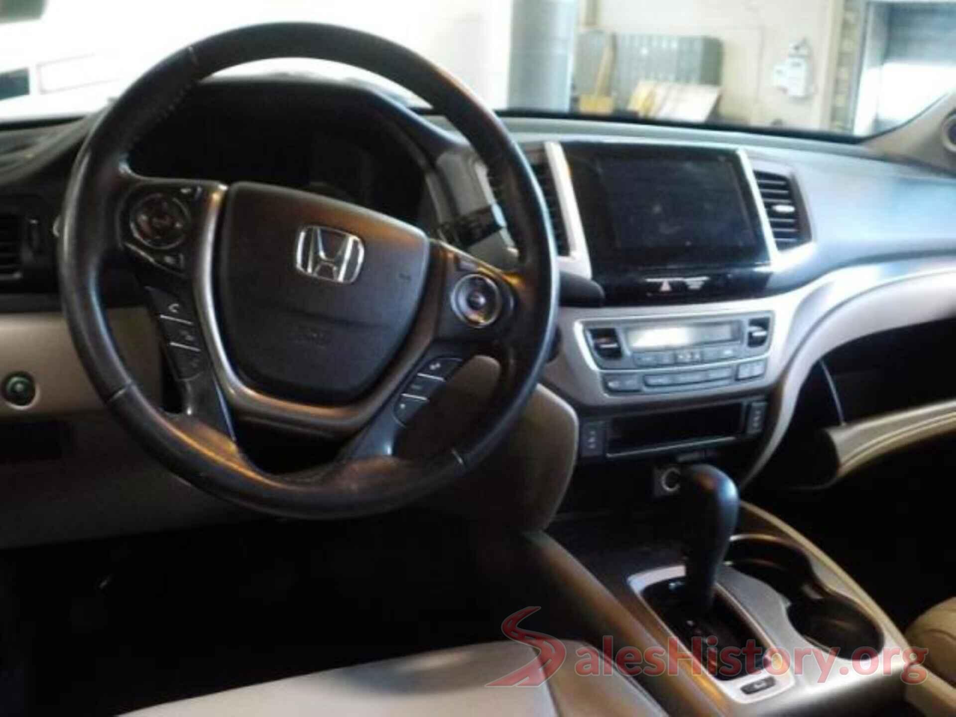 5FNYF6H57HB067552 2017 HONDA PILOT