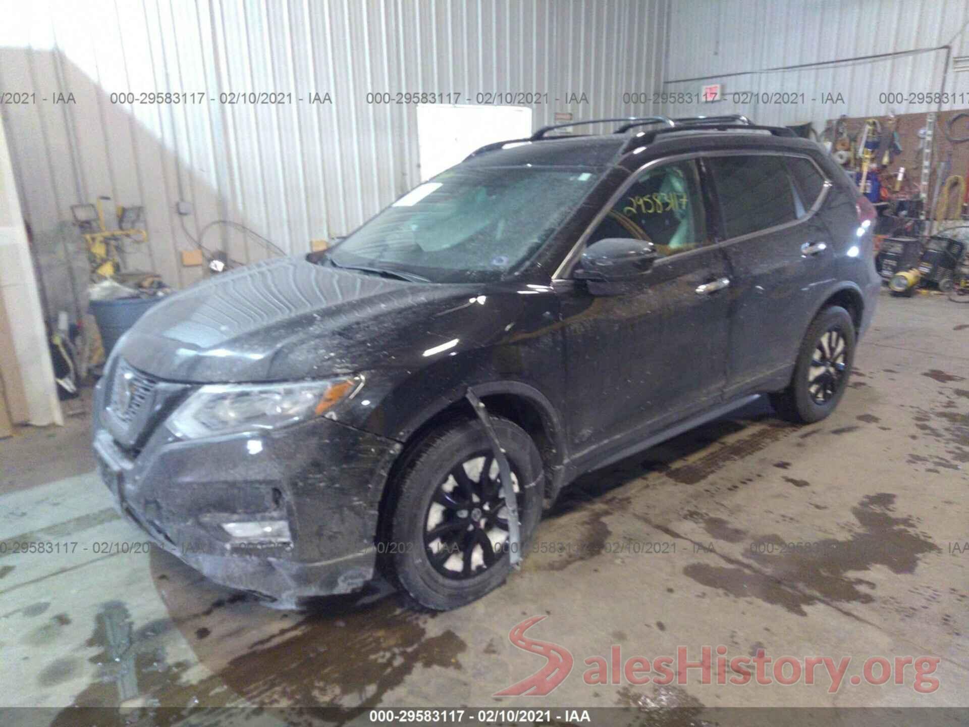 5N1AT2MV9JC757679 2018 NISSAN ROGUE