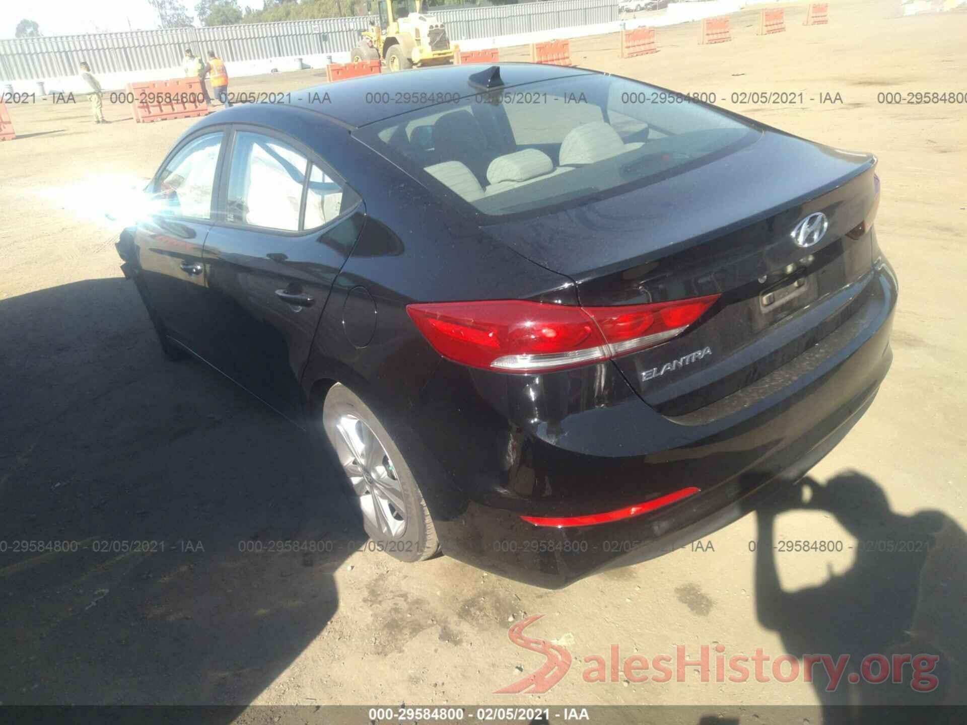 KMHD84LFXJU502957 2018 HYUNDAI ELANTRA