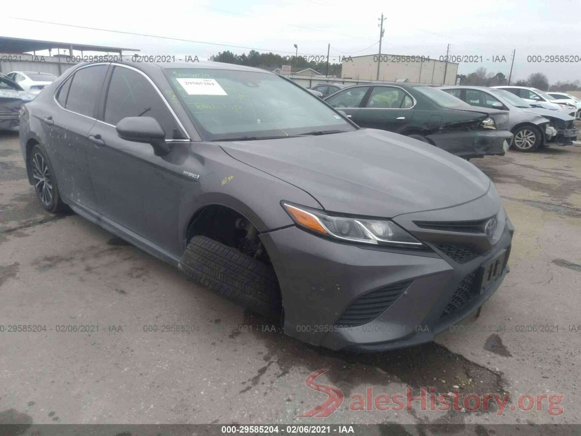 4T1B21HKXJU503796 2018 TOYOTA CAMRY