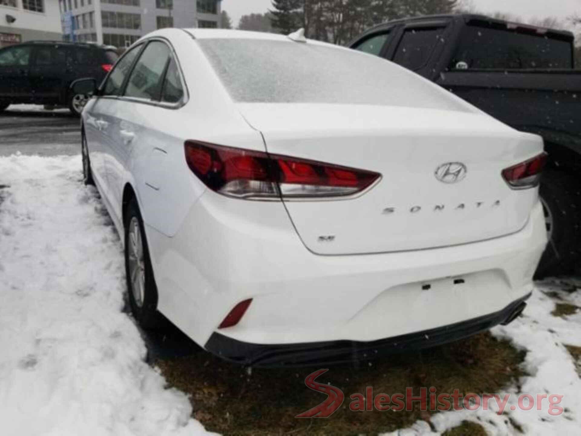 5NPE24AF3JH605385 2018 HYUNDAI SONATA