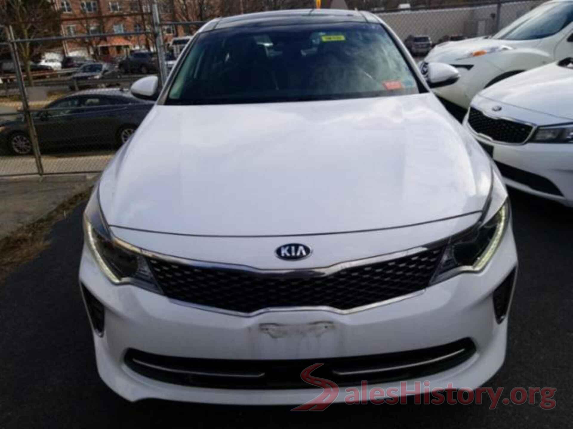 5XXGU4L30JG233201 2018 KIA OPTIMA