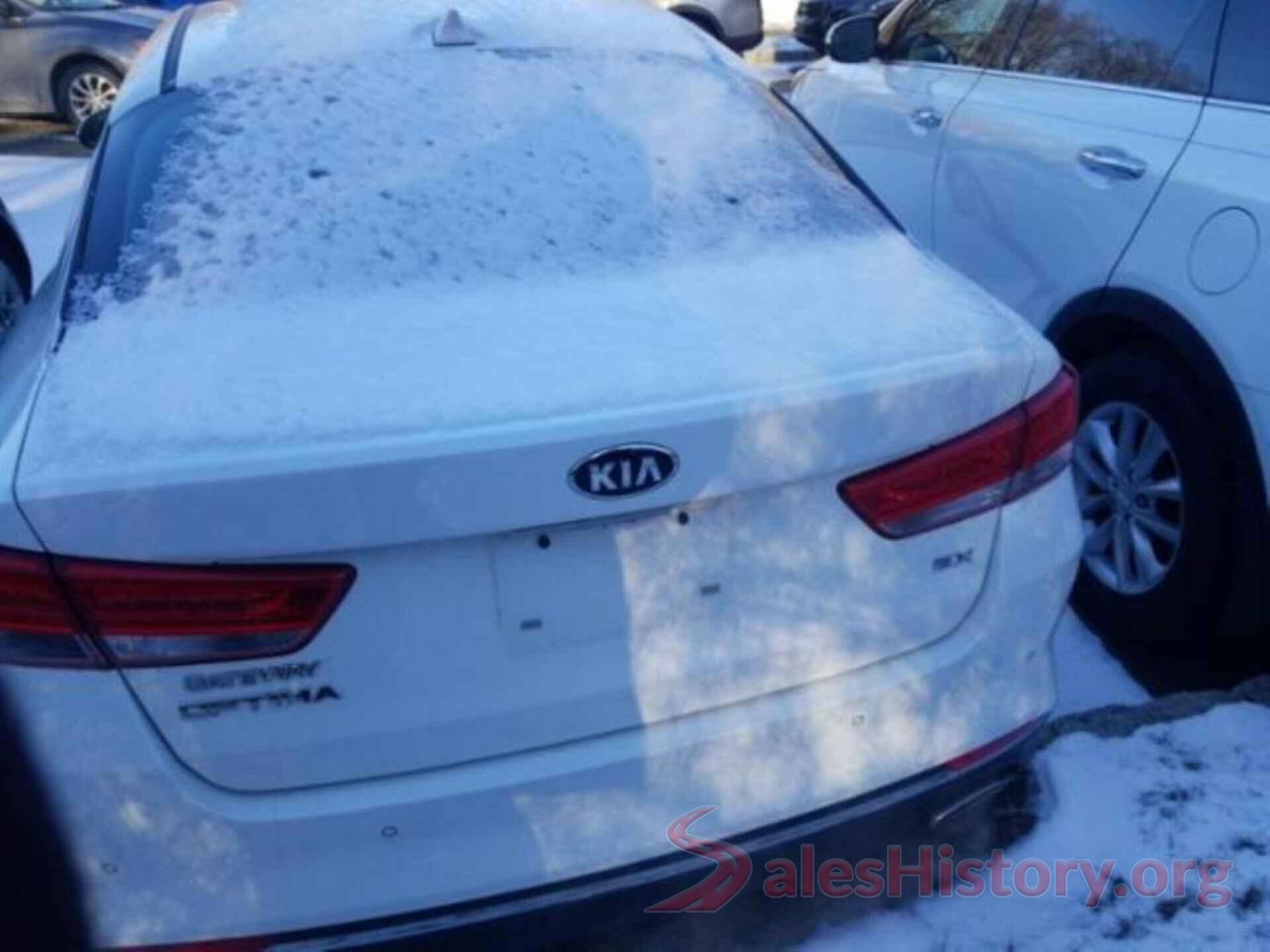 5XXGU4L32JG225424 2018 KIA OPTIMA