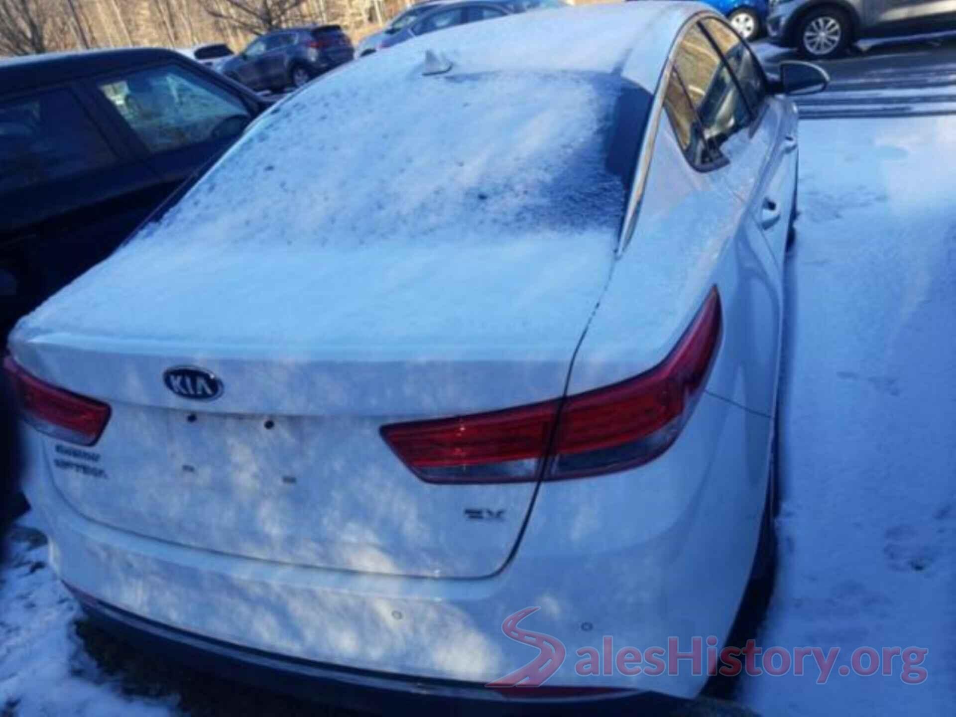 5XXGU4L32JG225424 2018 KIA OPTIMA