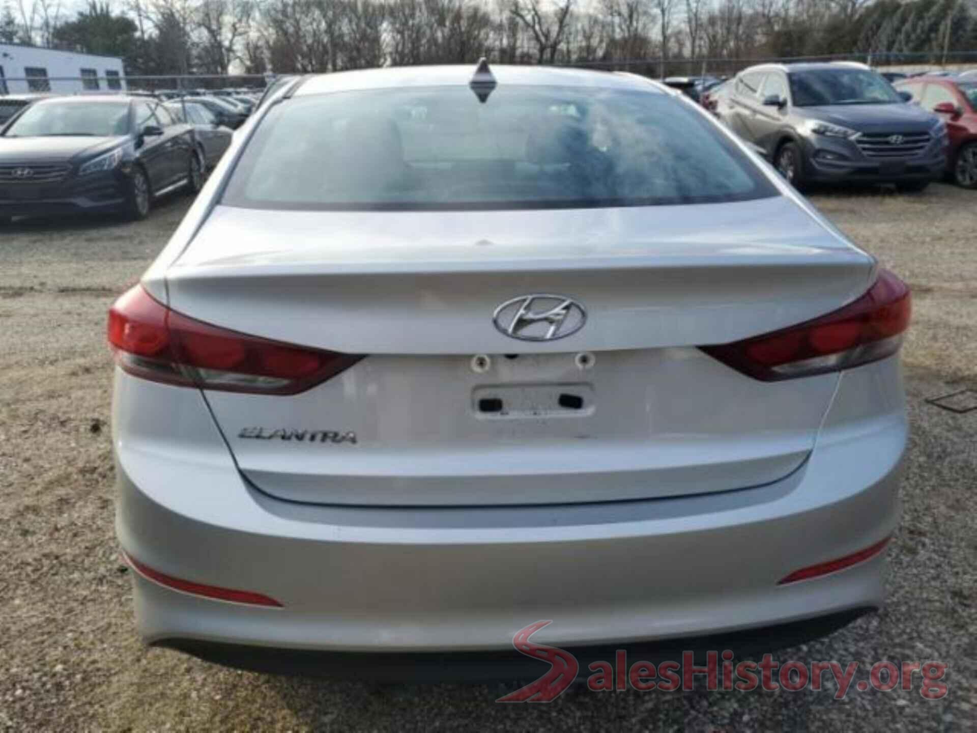 5NPD84LF0JH302037 2018 HYUNDAI ELANTRA