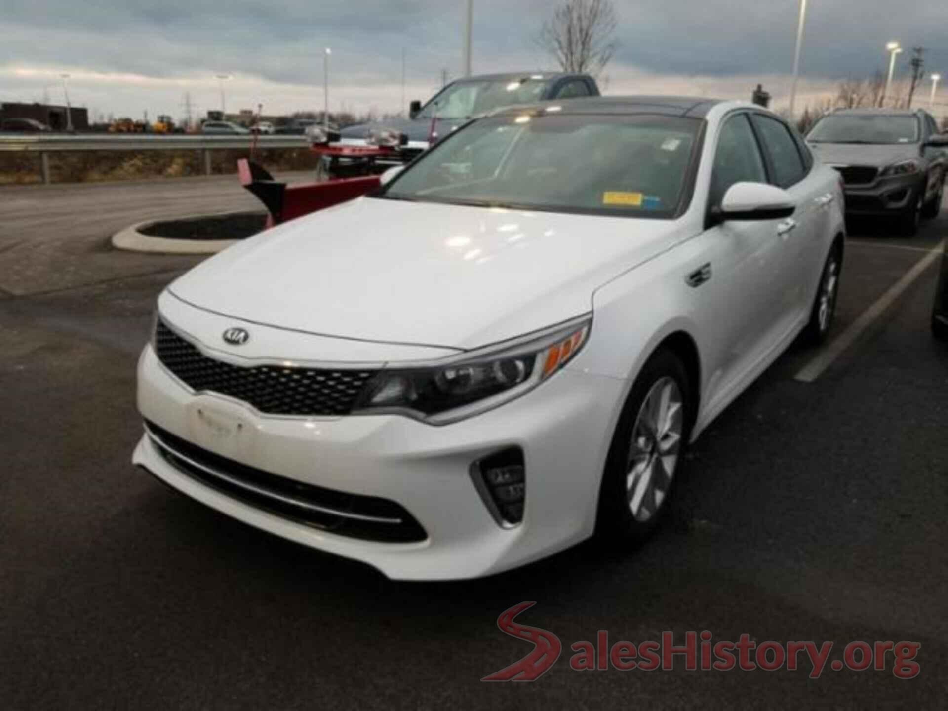 5XXGT4L37JG240858 2018 KIA OPTIMA