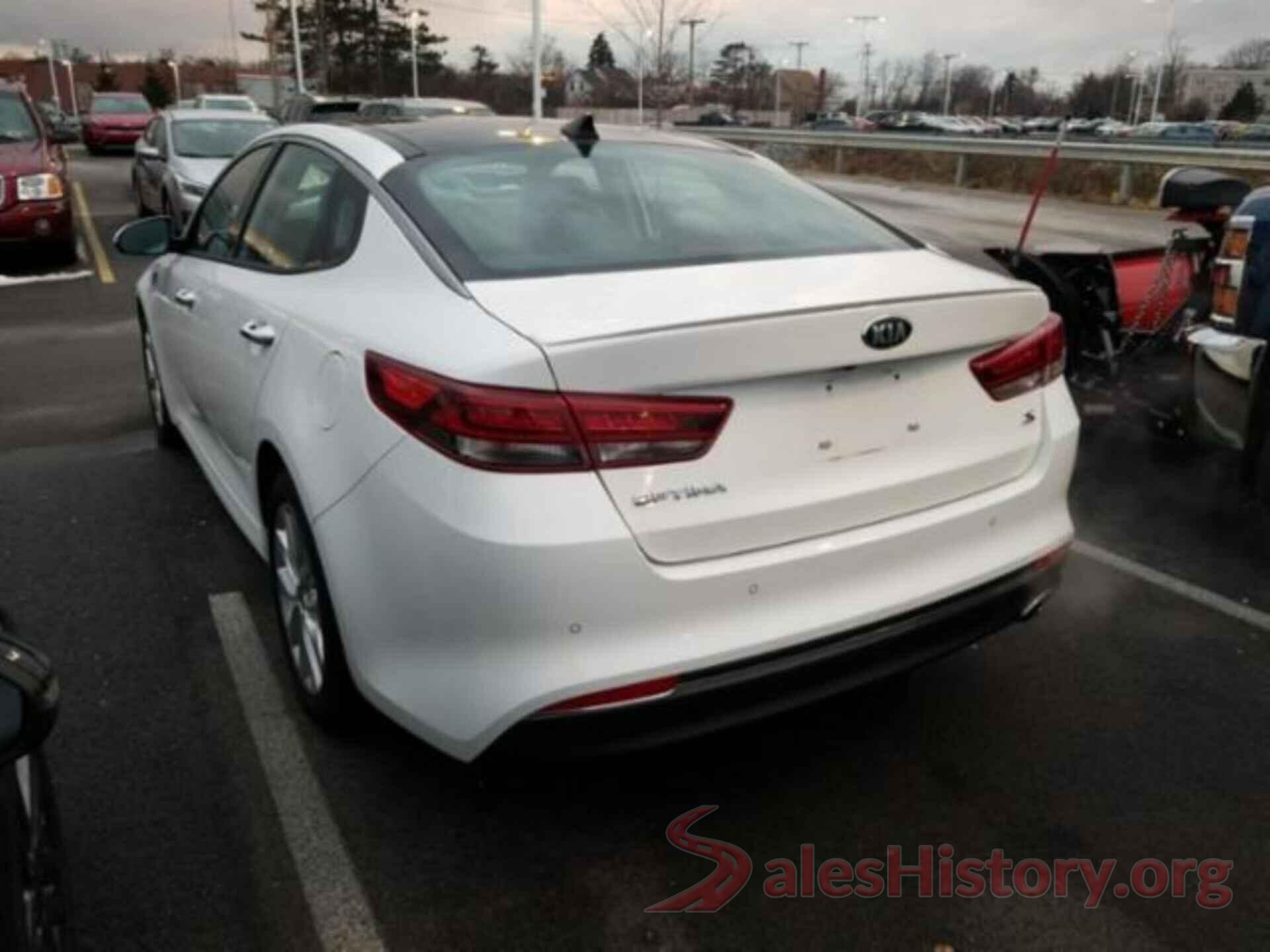 5XXGT4L37JG240858 2018 KIA OPTIMA