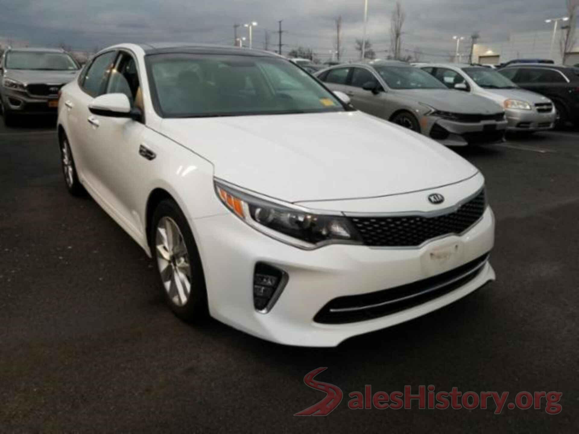 5XXGT4L37JG240858 2018 KIA OPTIMA