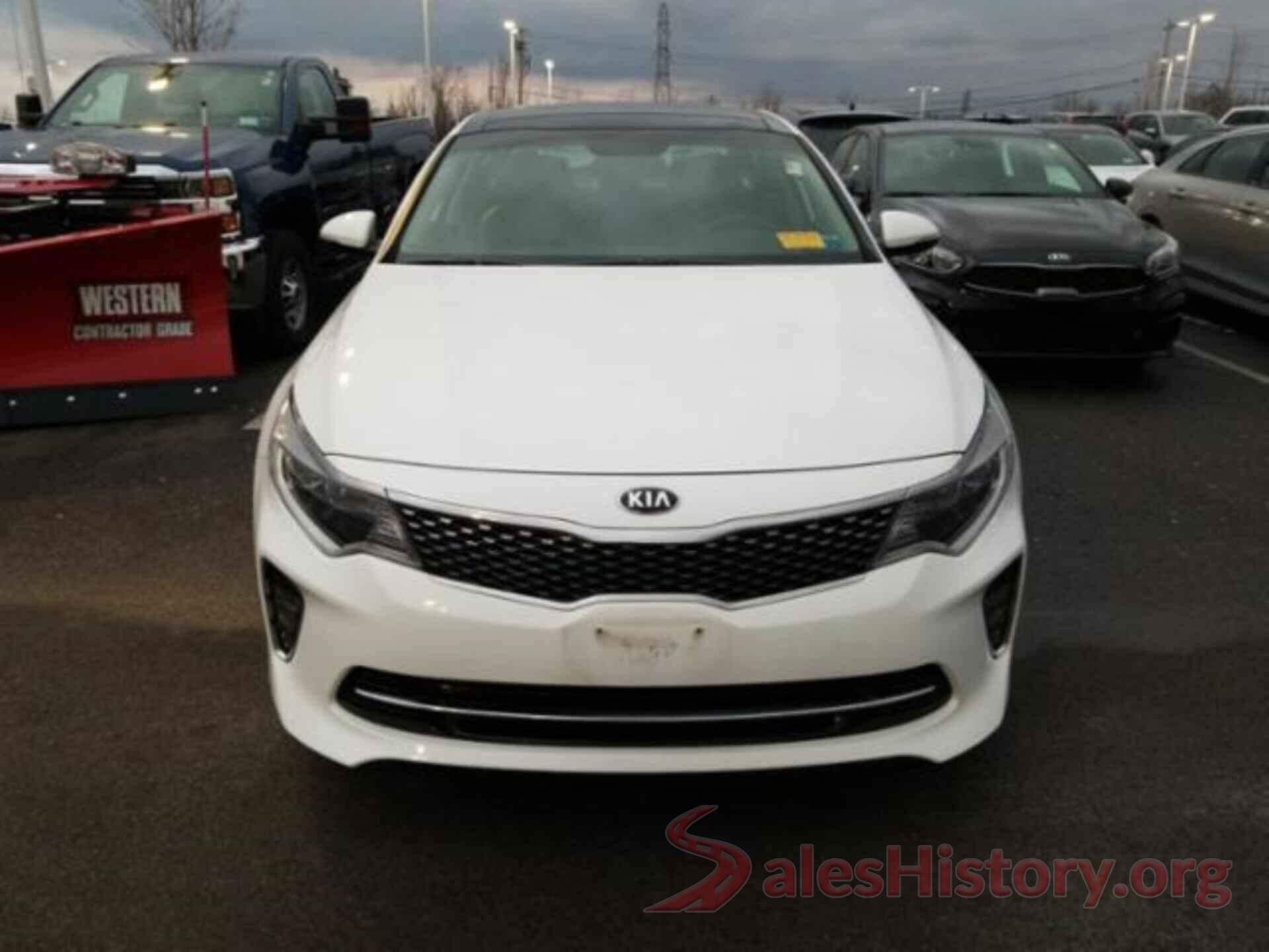 5XXGT4L37JG240858 2018 KIA OPTIMA