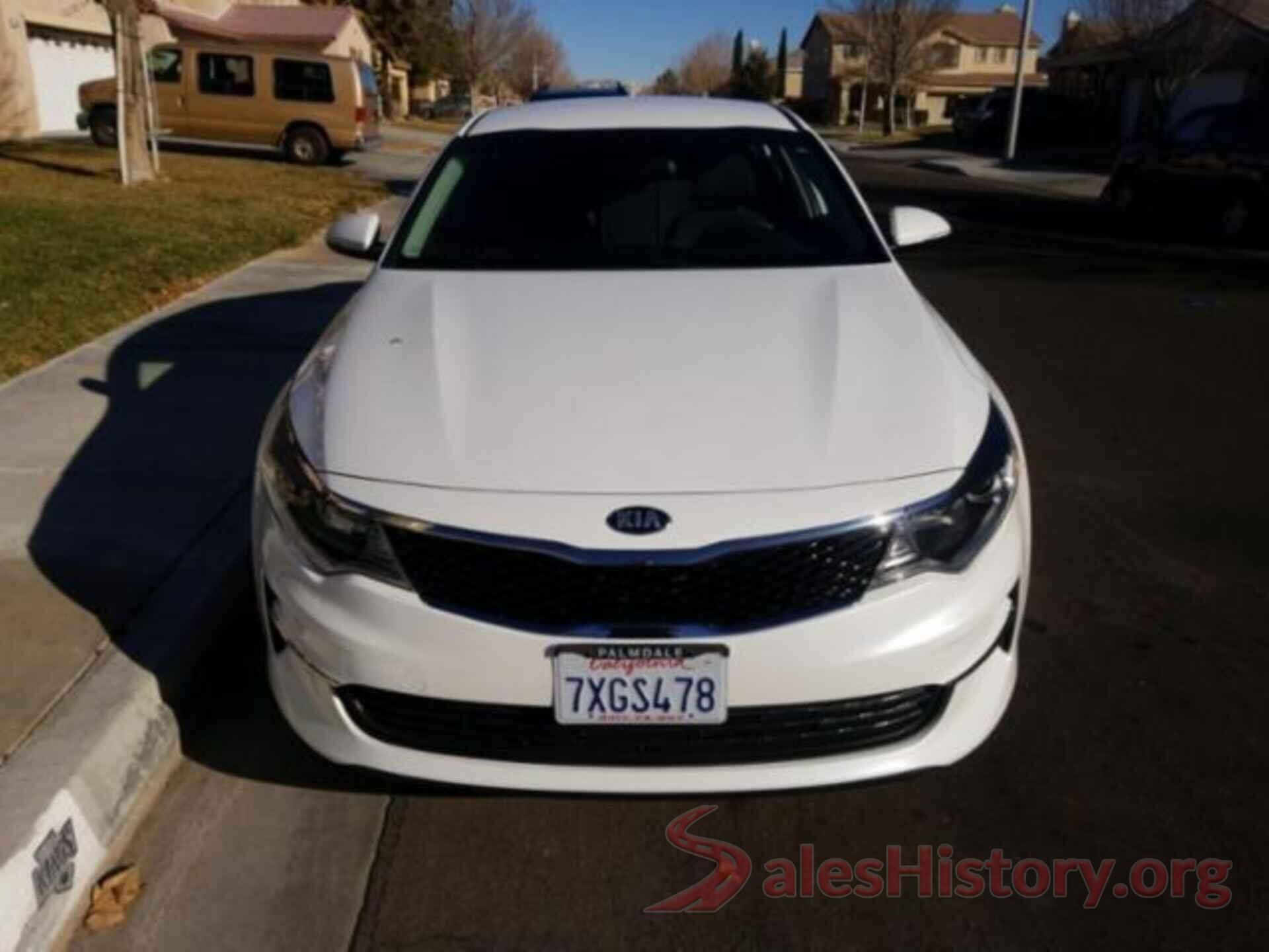 KNAGT4L3XG5103469 2016 KIA OPTIMA