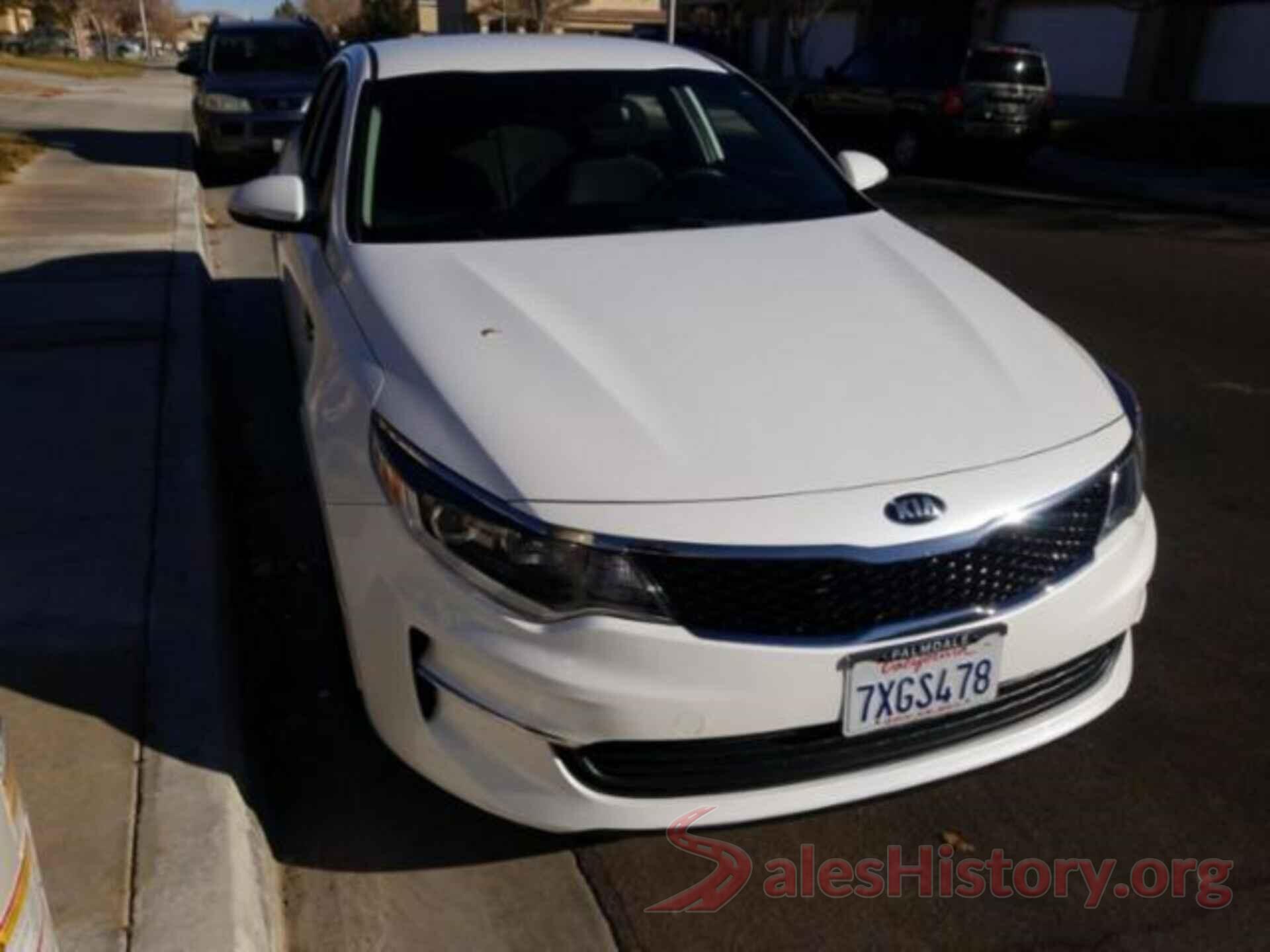 KNAGT4L3XG5103469 2016 KIA OPTIMA