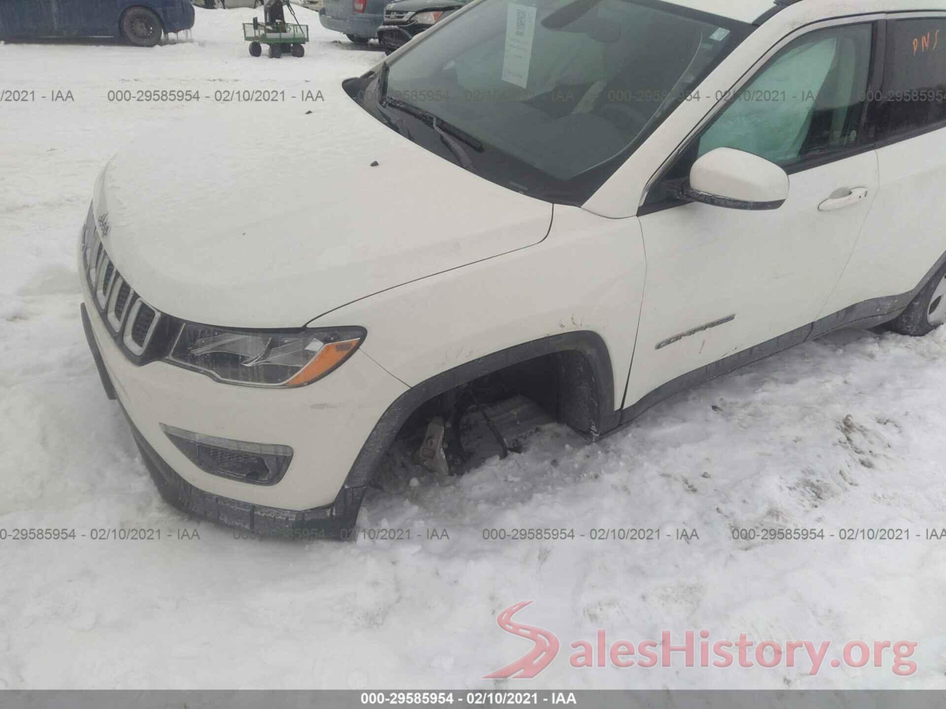 3C4NJDBB9JT492671 2018 JEEP COMPASS