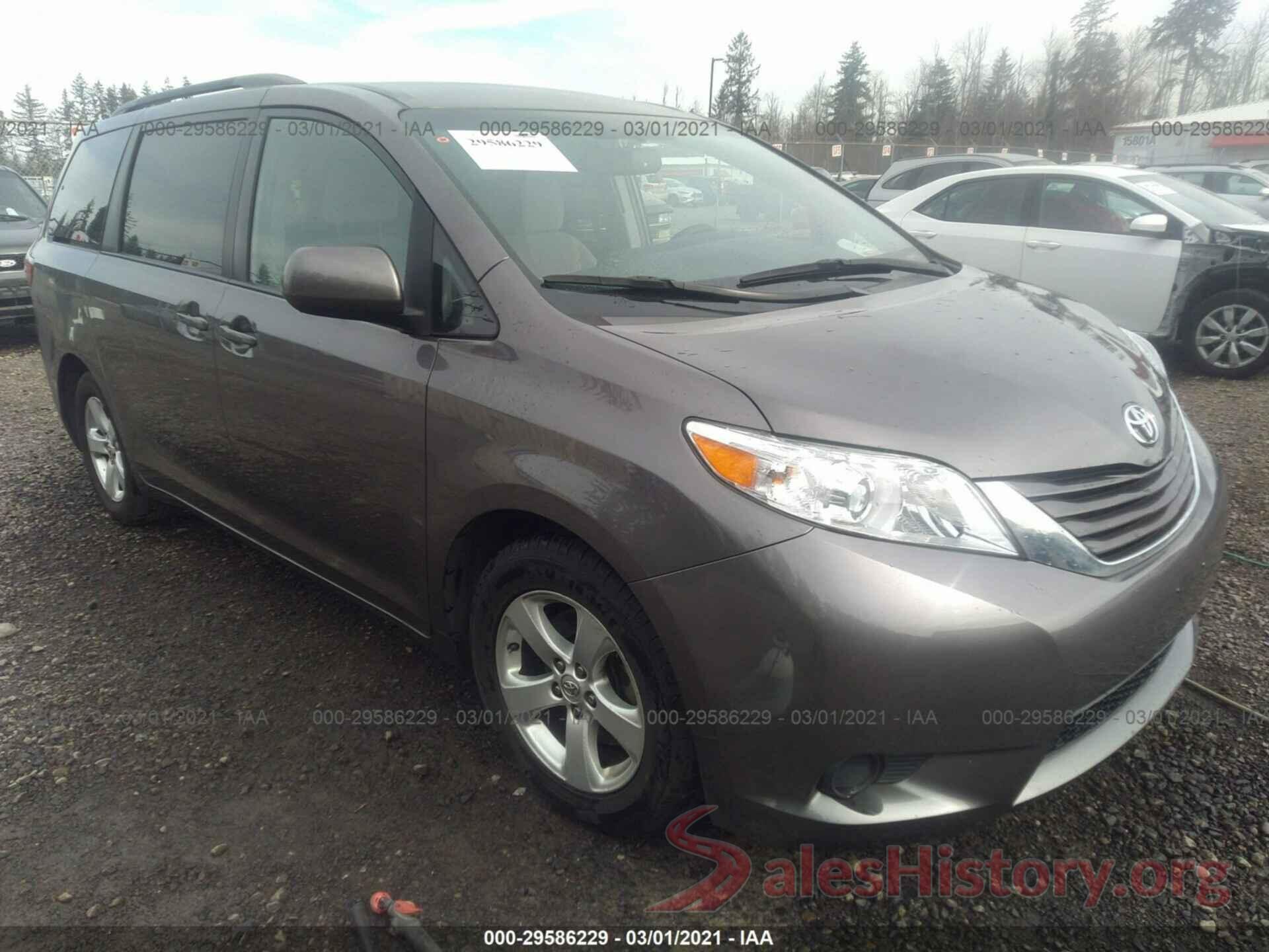 5TDKK3DC7GS732268 2016 TOYOTA SIENNA