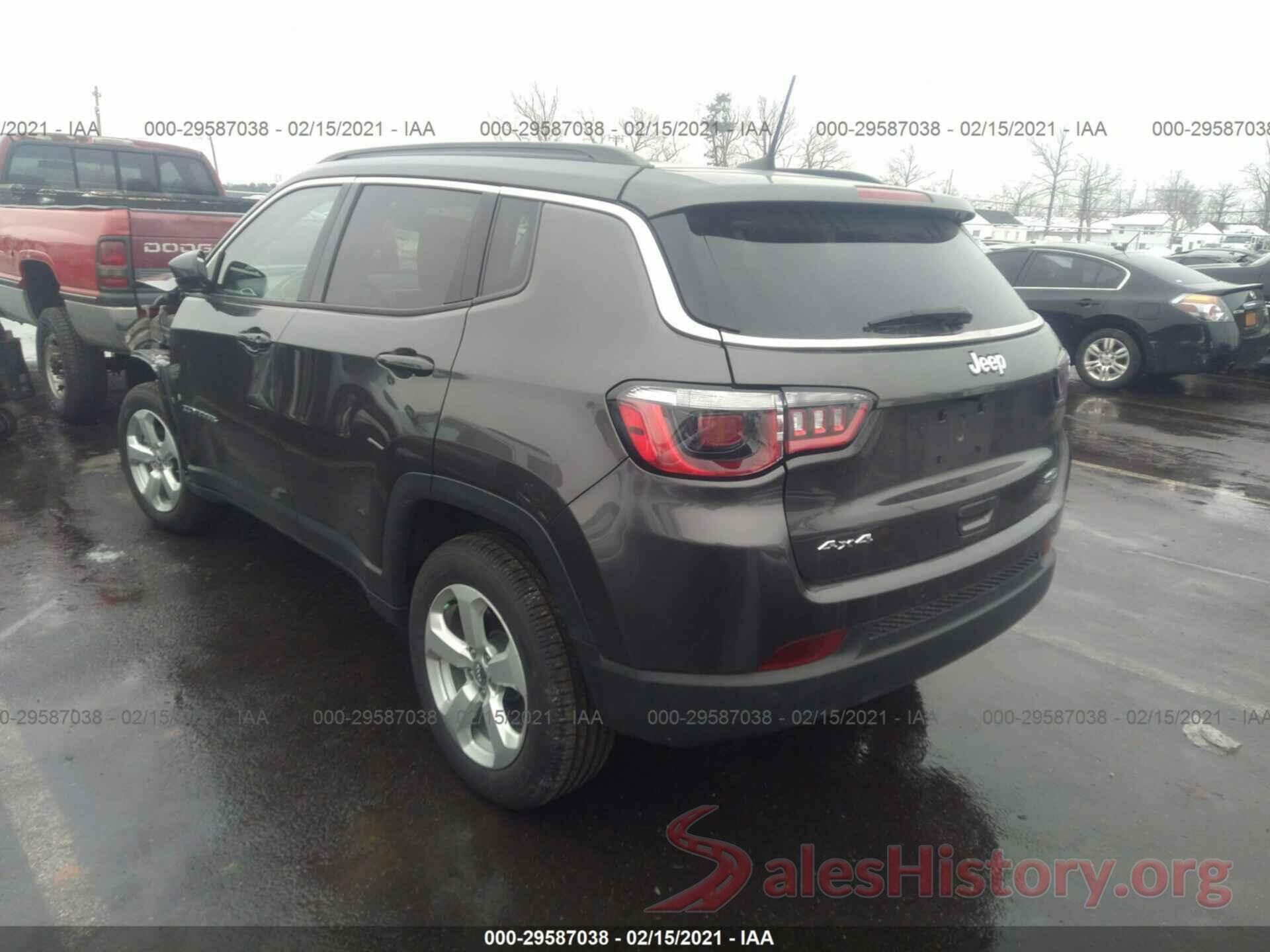 3C4NJDBB0JT303857 2018 JEEP COMPASS