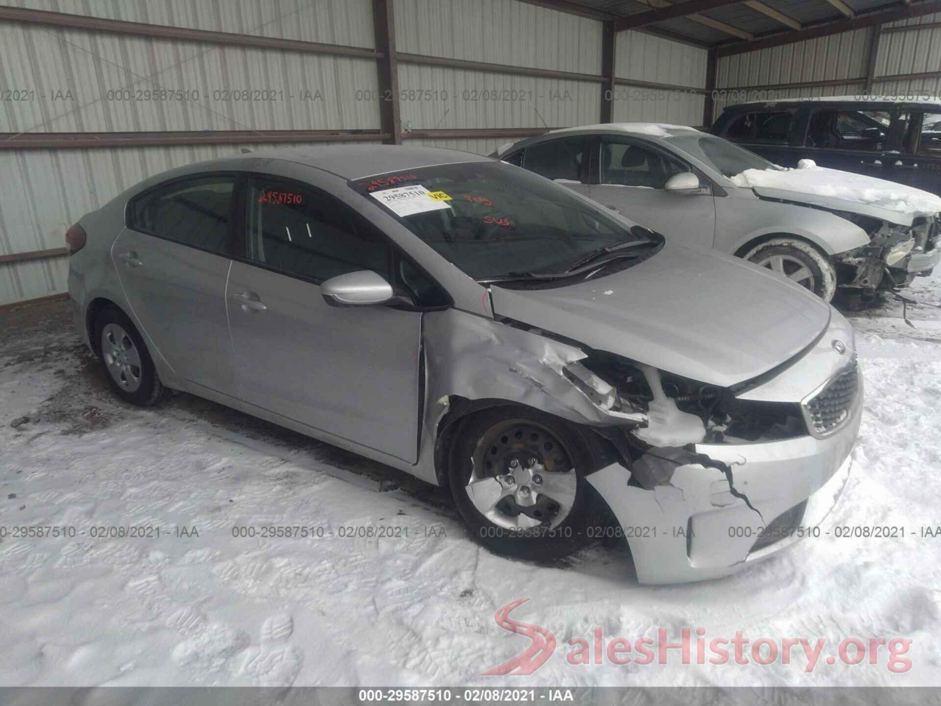 3KPFK4A77JE183543 2018 KIA FORTE